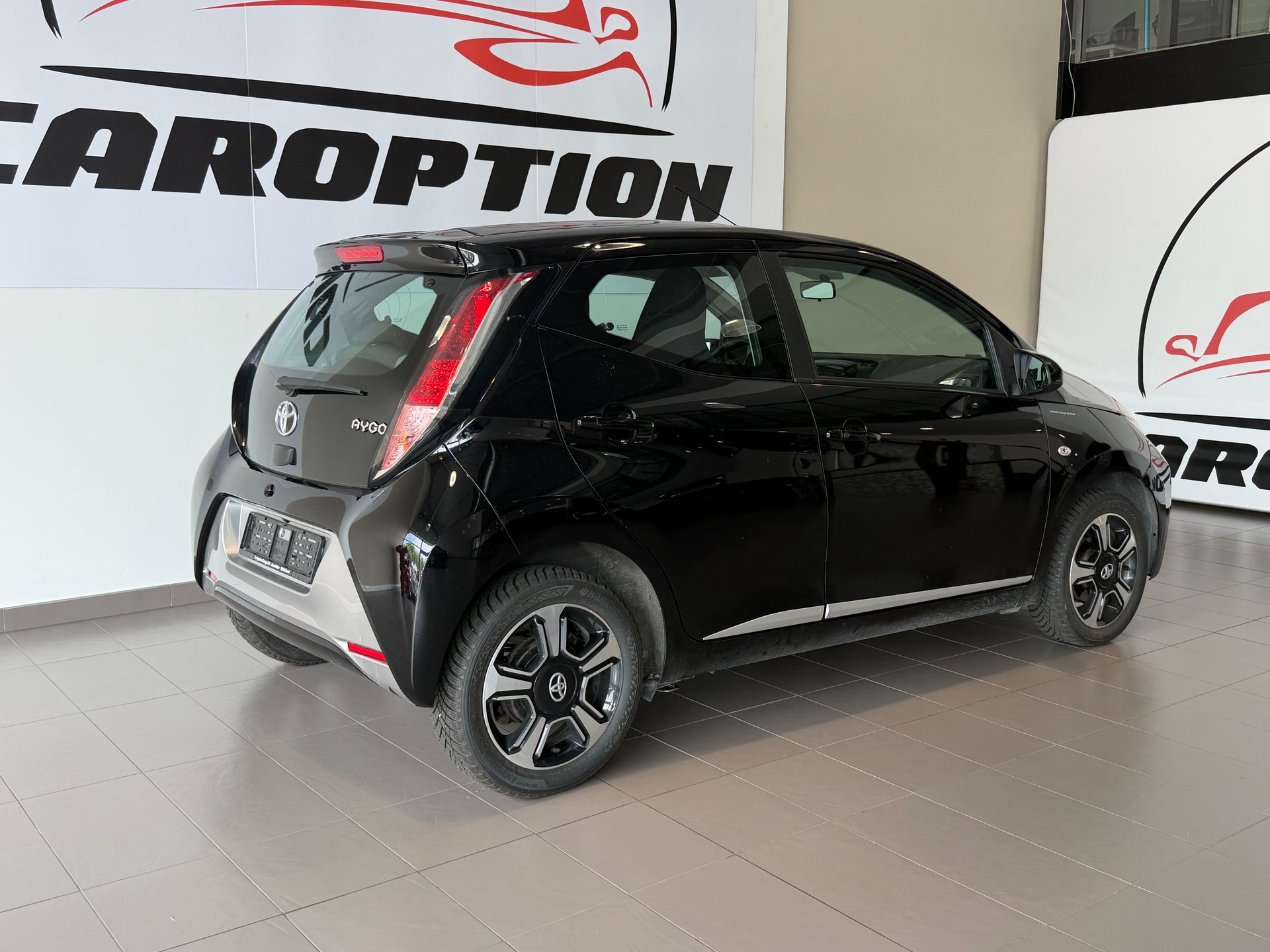TOYOTA Aygo 1.0 VVT-i x-play MultiMode-image-3