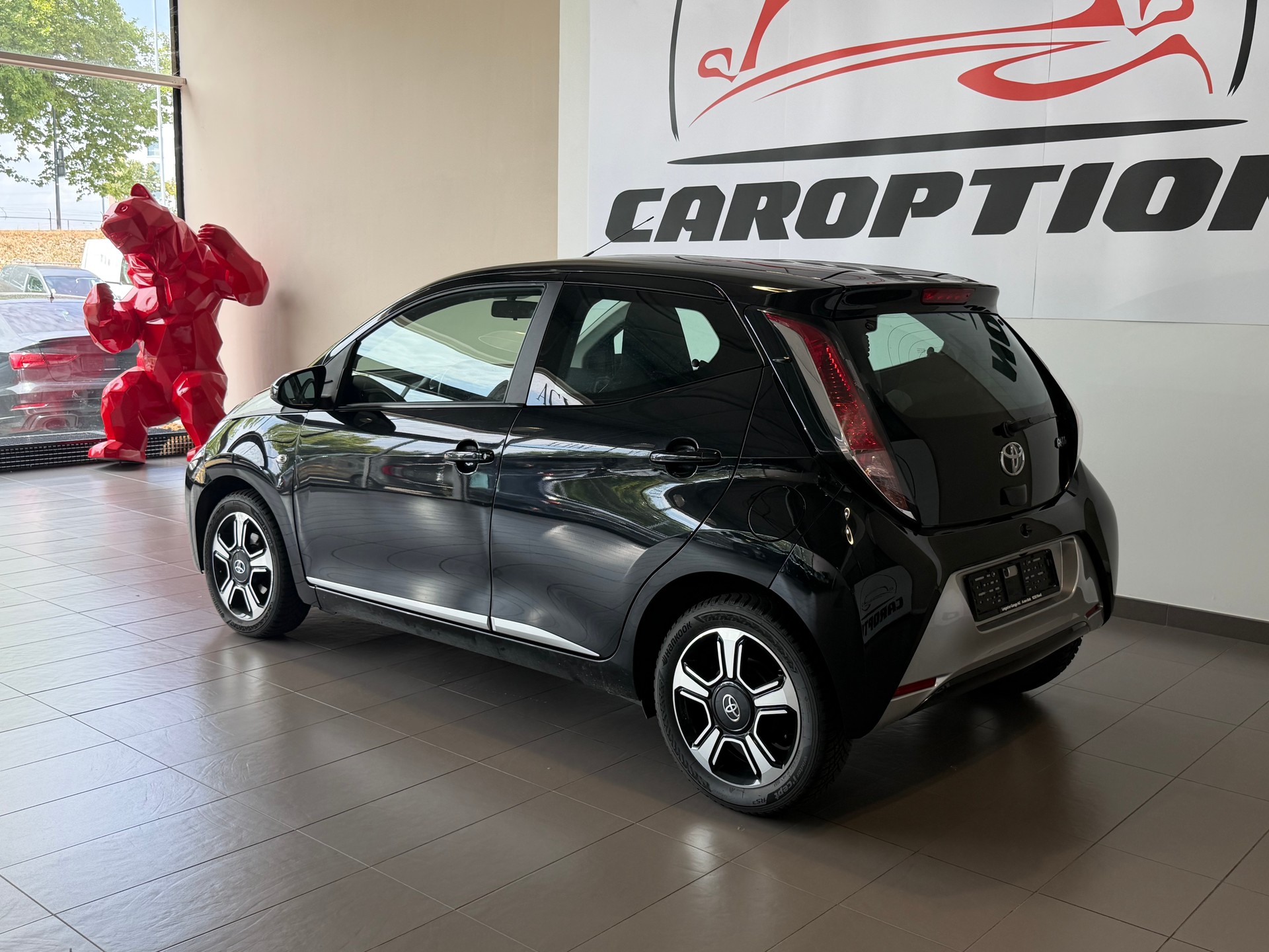 TOYOTA Aygo 1.0 VVT-i x-play MultiMode-image-2