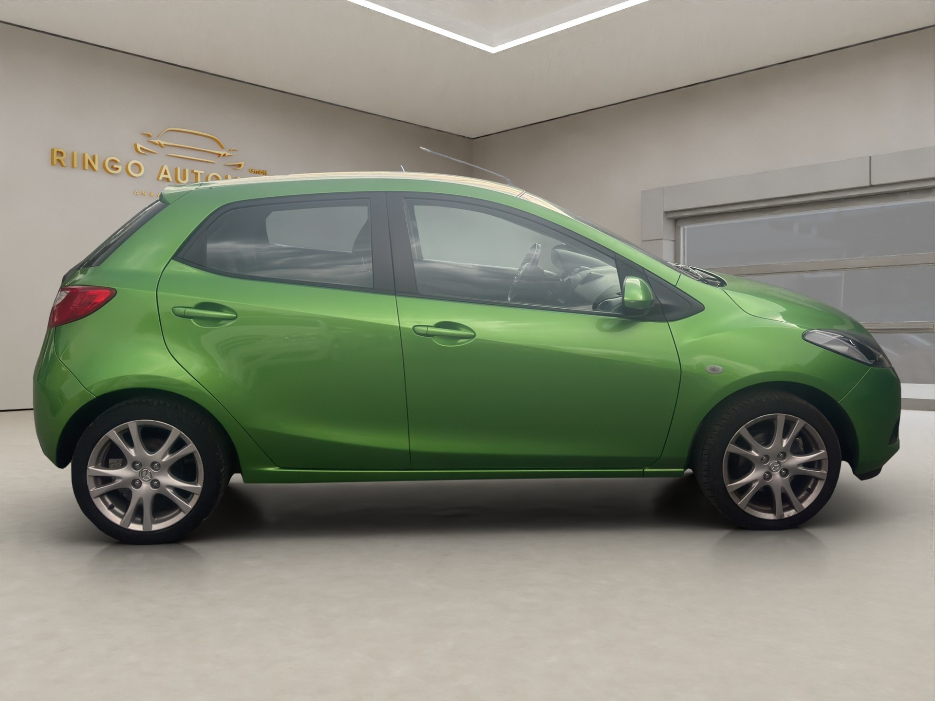 MAZDA 2 1.3i 16V Exclusive-image-7