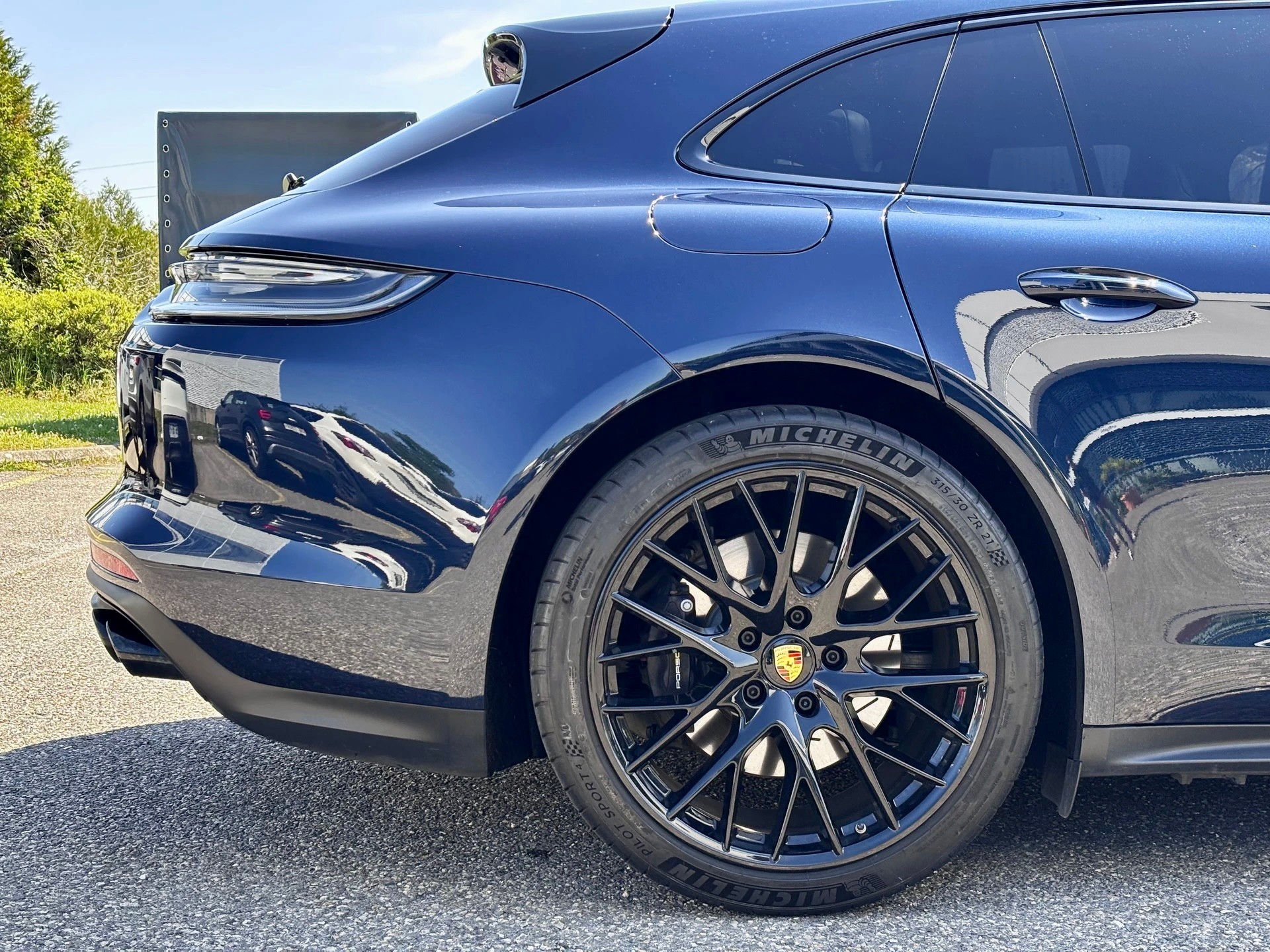 PORSCHE 2.9 V6 4 E-Hybrid Platinum Edition-image-5