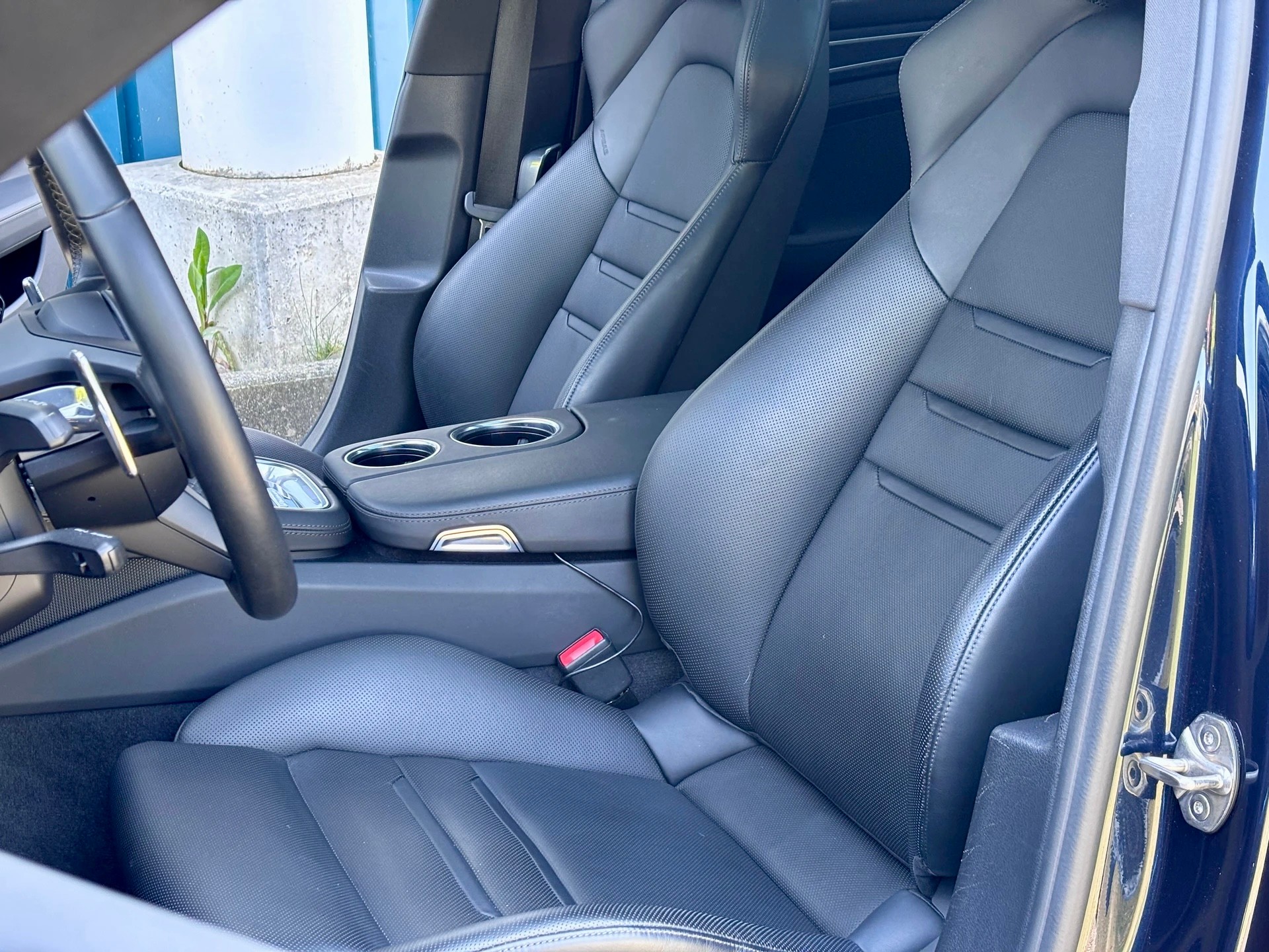 PORSCHE 2.9 V6 4 E-Hybrid Platinum Edition-image-2
