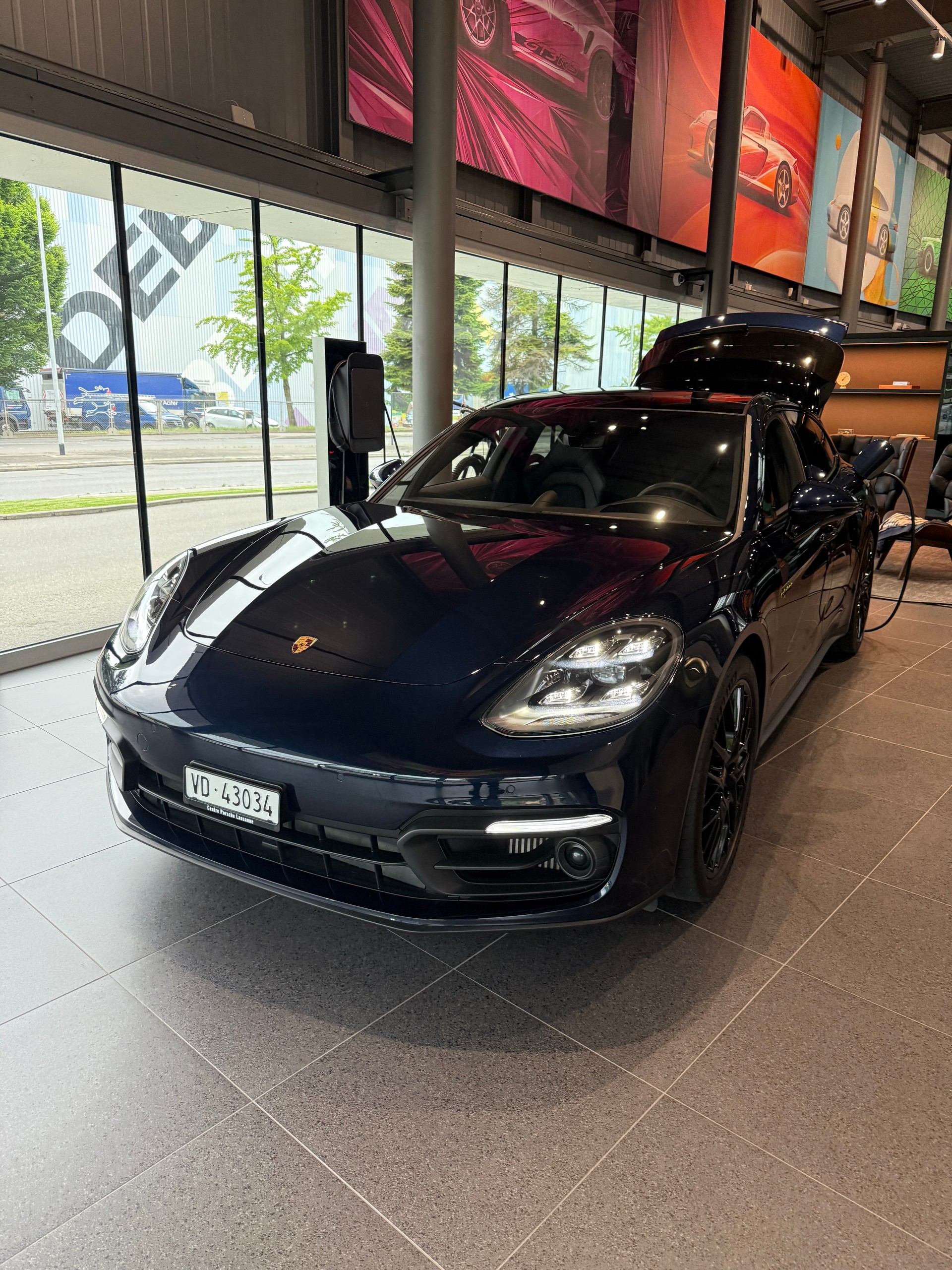 PORSCHE 2.9 V6 4 E-Hybrid Platinum Edition-image-0