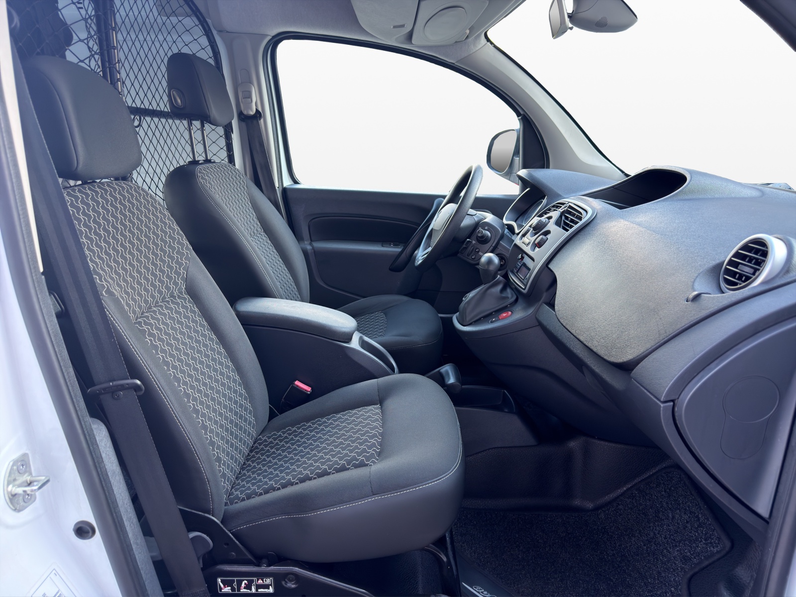 RENAULT Kangoo Z.E. Business-image-13