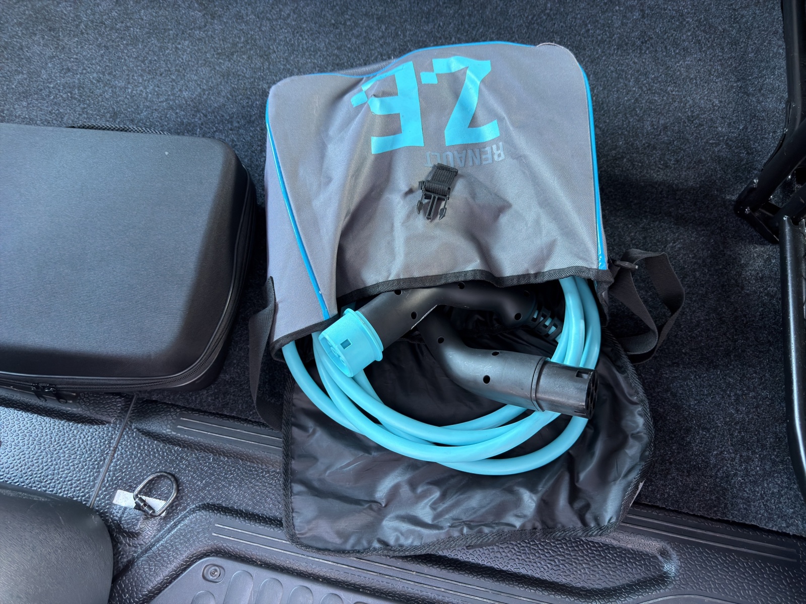 RENAULT Kangoo Z.E. Business-image-23