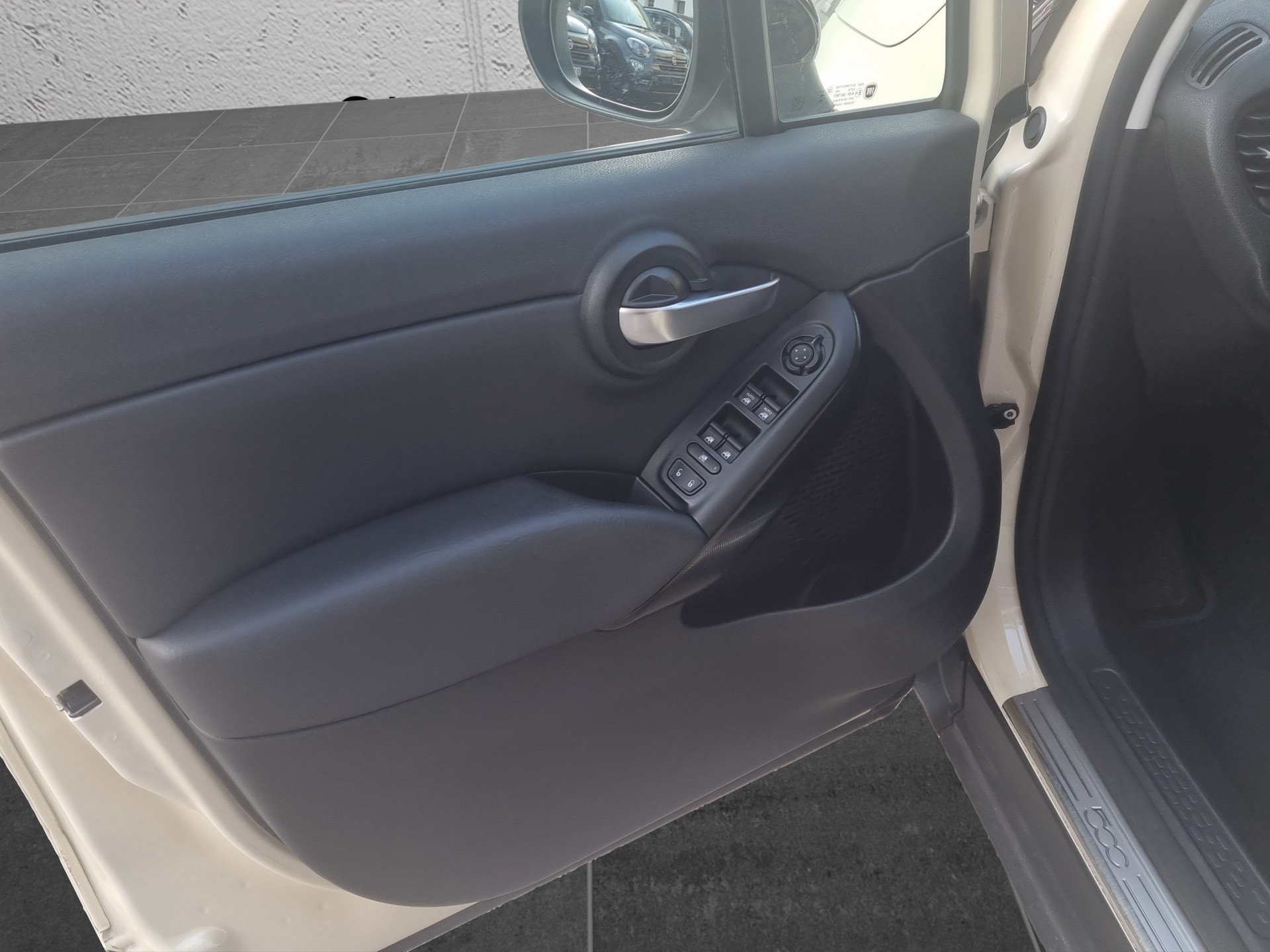 FIAT 500X 1.3 TBGSE City Cross-image-12