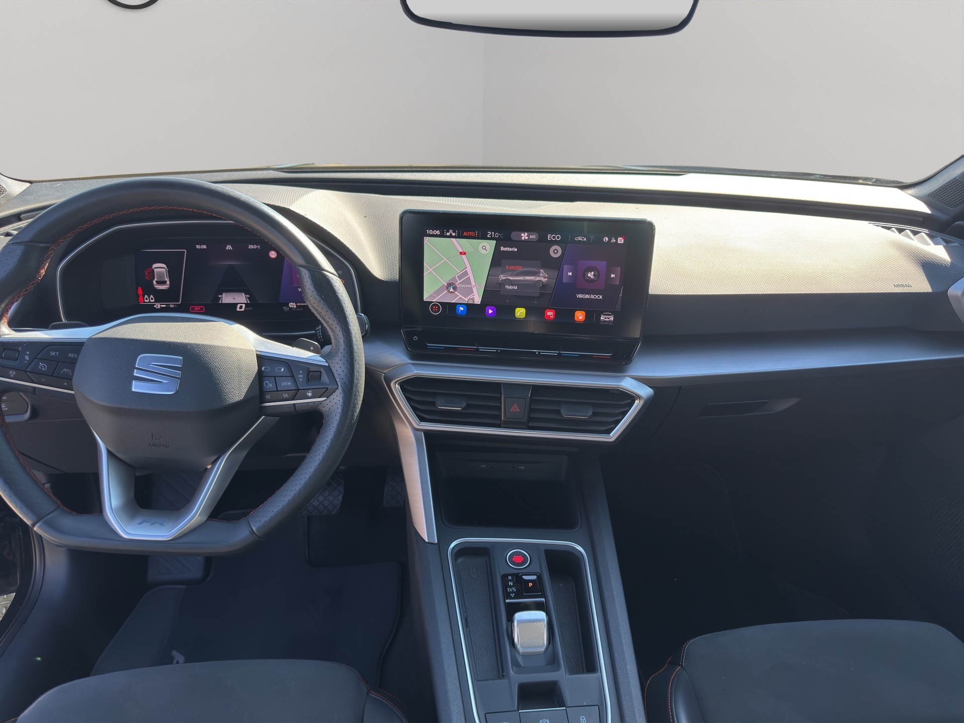 SEAT Leon 1.4 eHybrid pHEV DSG FR-image-11