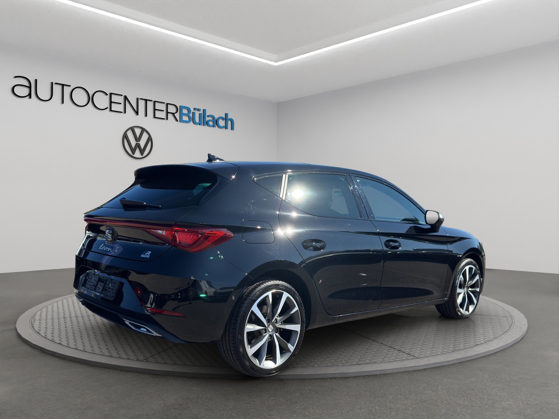 SEAT Leon 1.4 eHybrid pHEV DSG FR-image-4