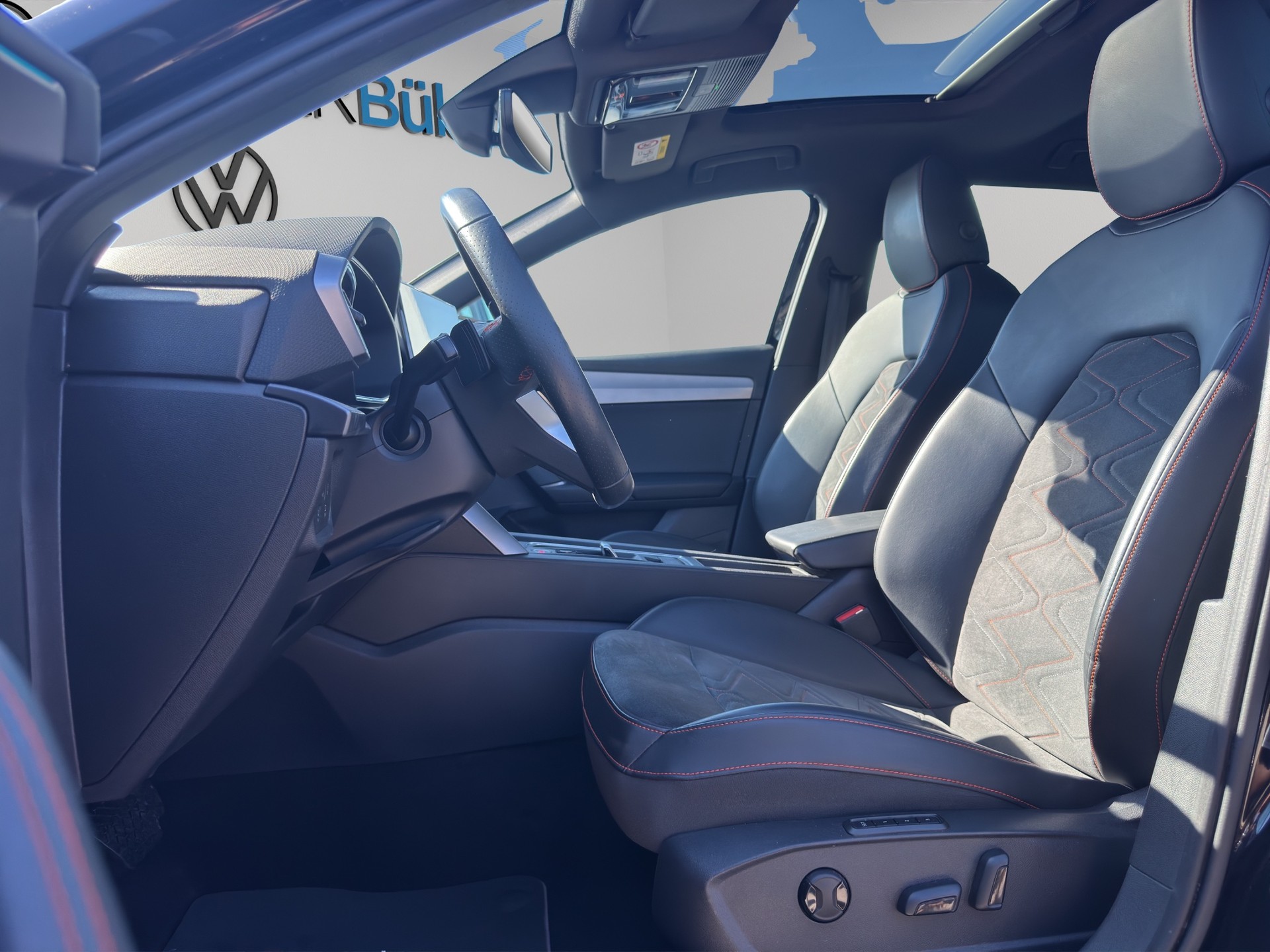SEAT Leon 1.4 eHybrid pHEV DSG FR-image-8