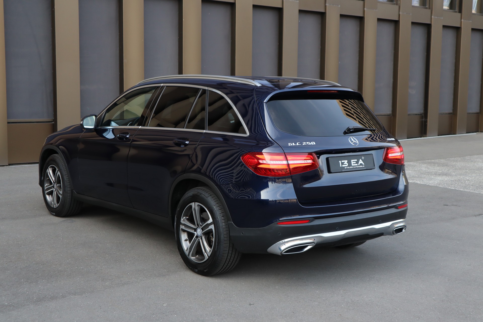 MERCEDES-BENZ GLC 250 d 4Matic 9G-Tronic-image-6