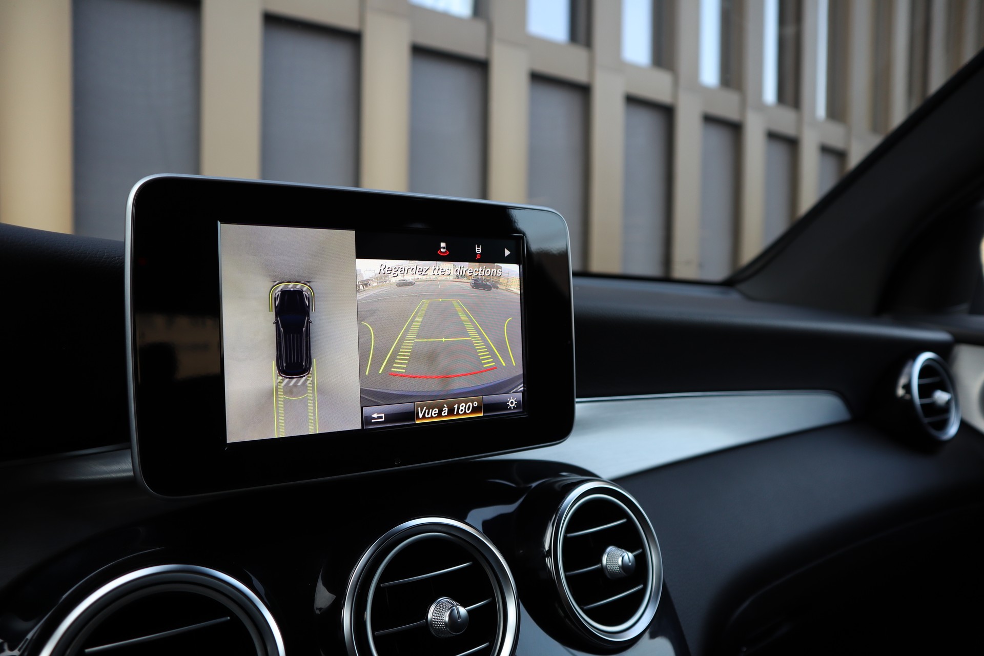 MERCEDES-BENZ GLC 250 d 4Matic 9G-Tronic-image-13