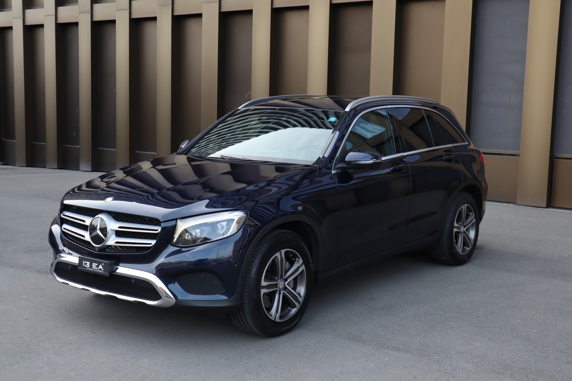 MERCEDES-BENZ GLC 250 d 4Matic 9G-Tronic-image-2