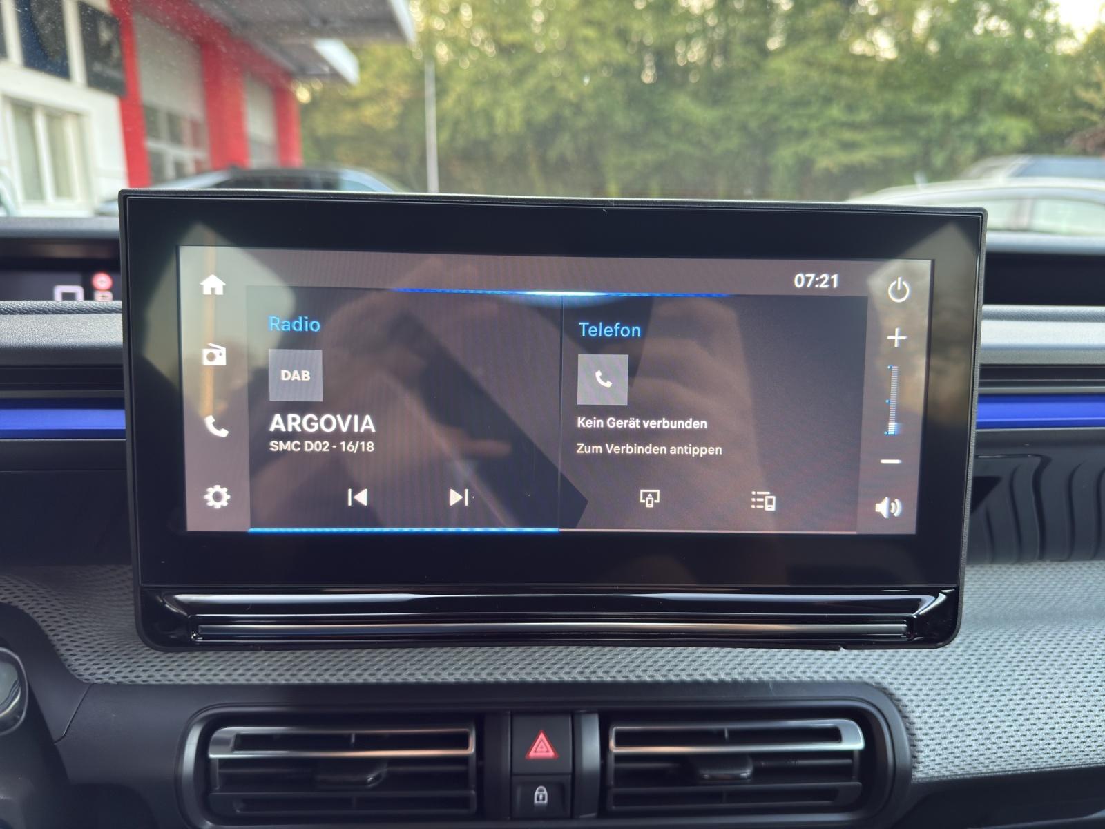 CITROEN C3 1.2 Hybrid Plus-image-7