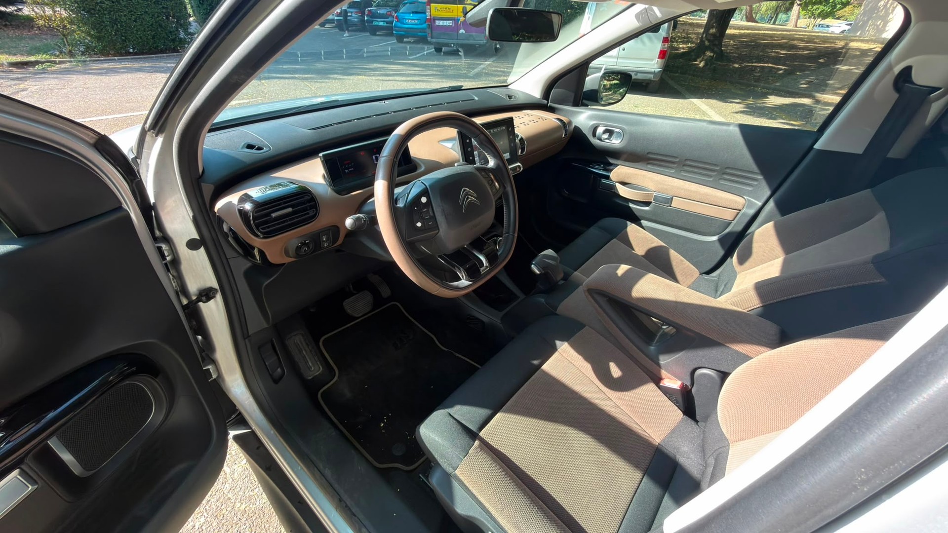 CITROEN C4 Cactus 1.6 BlueHDi Shine Edition ETG6-image-7