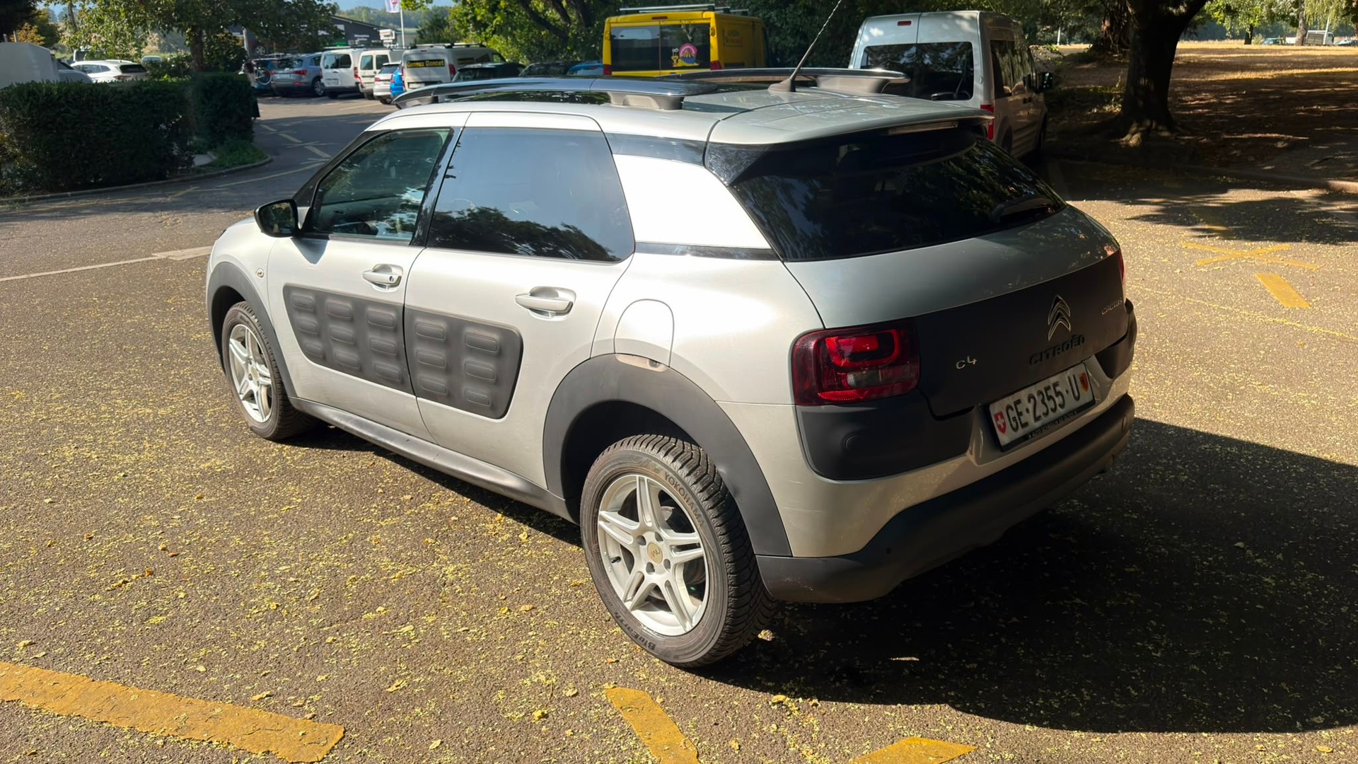 CITROEN C4 Cactus 1.6 BlueHDi Shine Edition ETG6-image-5