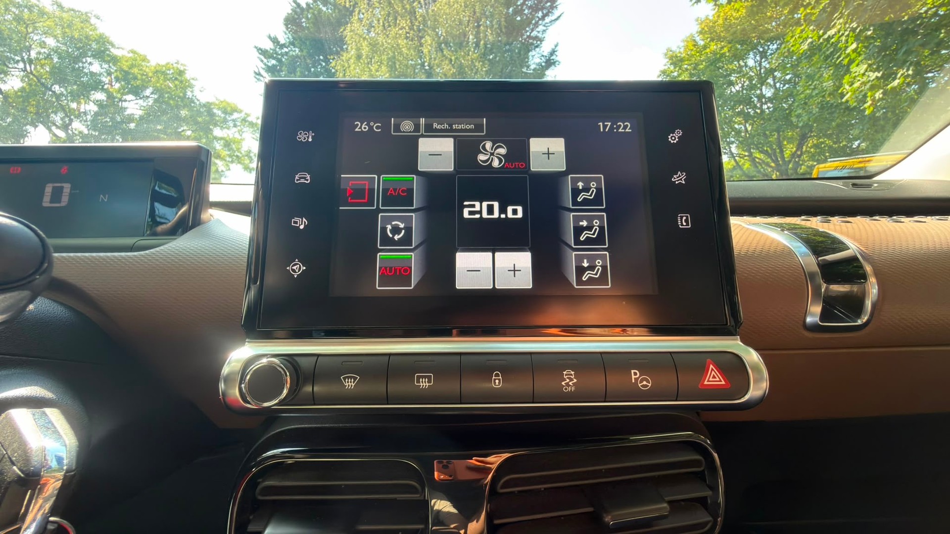 CITROEN C4 Cactus 1.6 BlueHDi Shine Edition ETG6-image-8