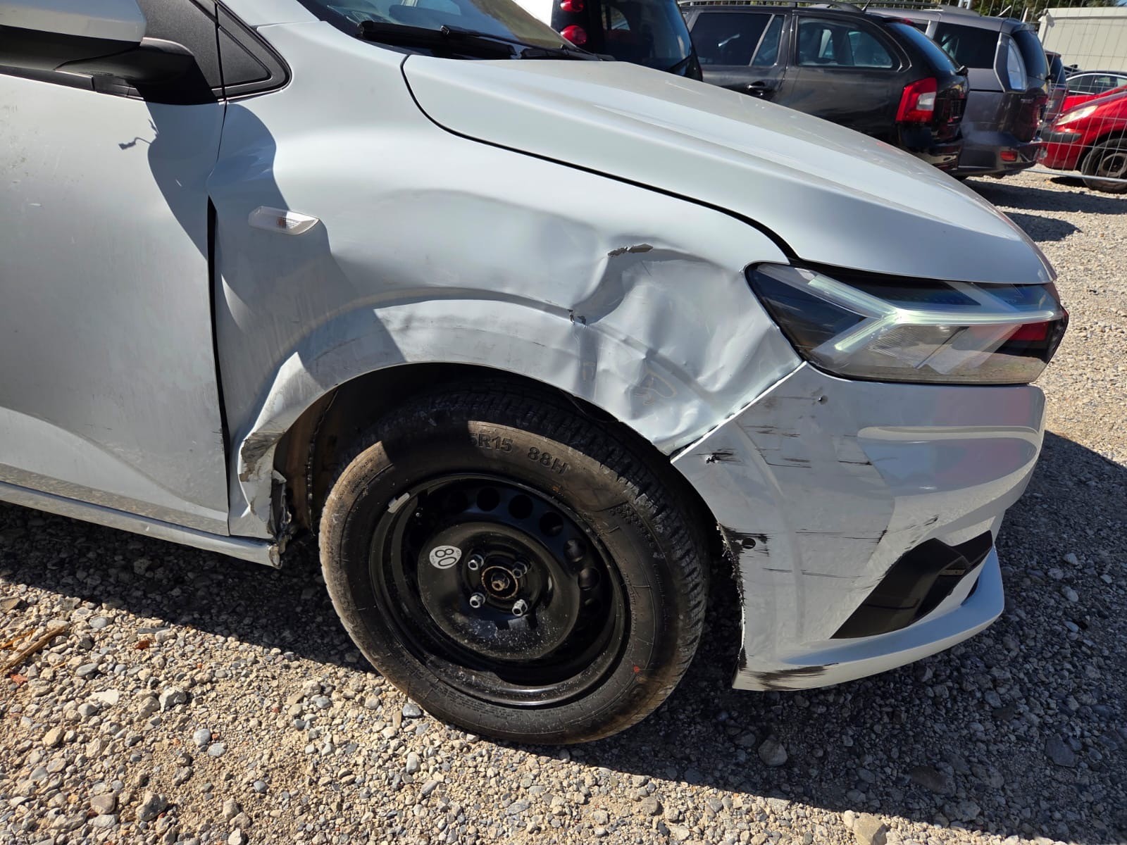 DACIA Sandero TCe 90 Expression CVT Automatik-image-8