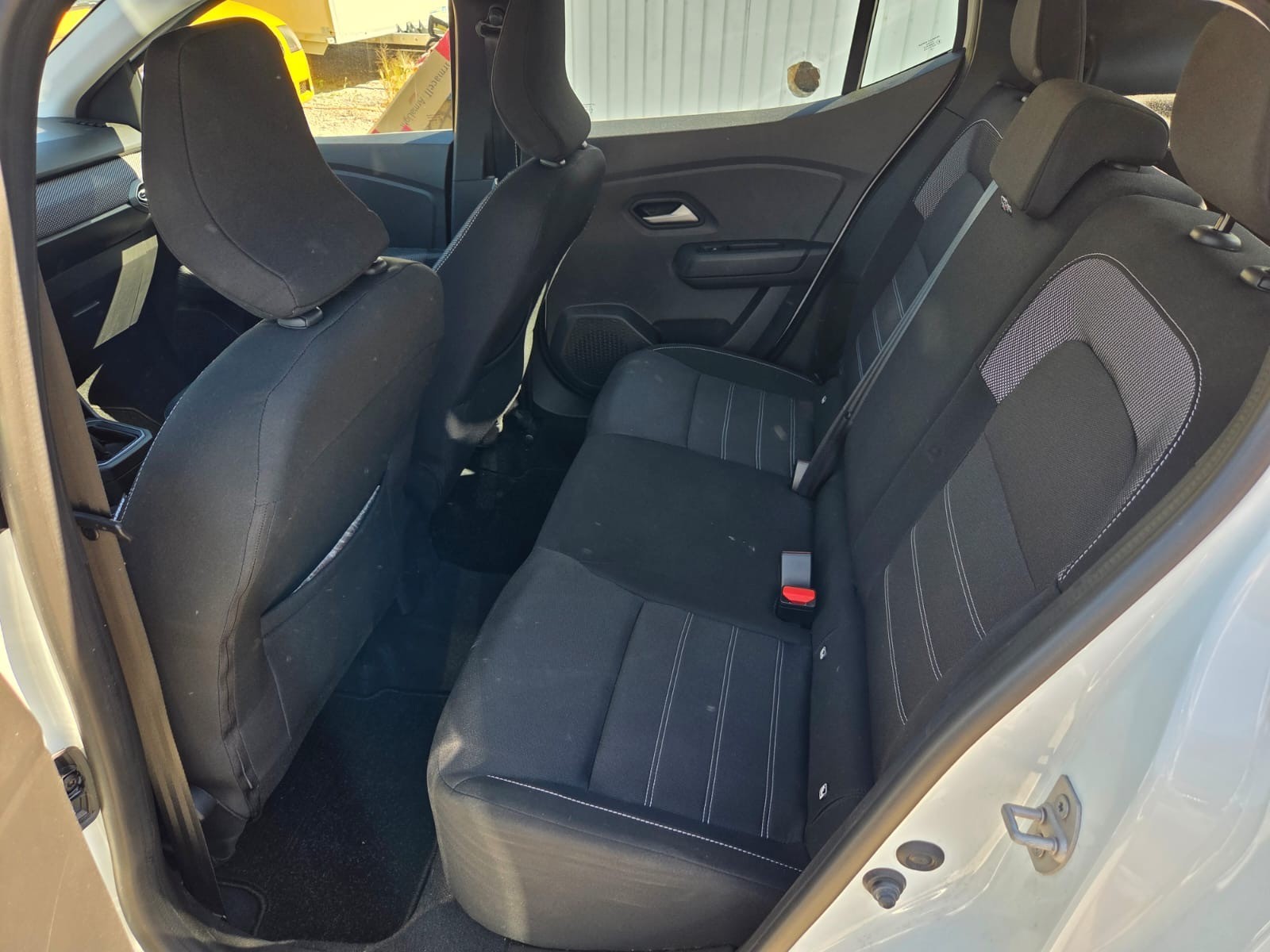DACIA Sandero TCe 90 Expression CVT Automatik-image-13