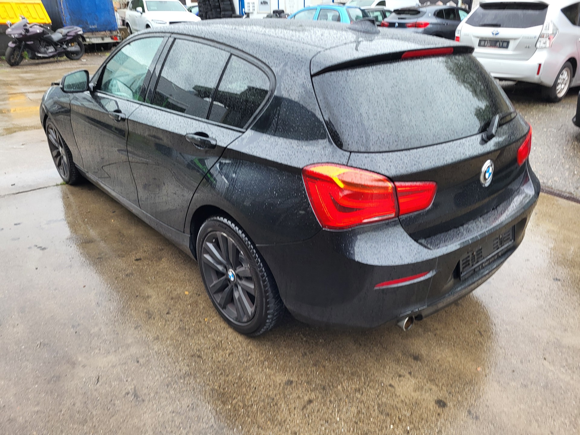 BMW 118d xDrive M Sport-image-1