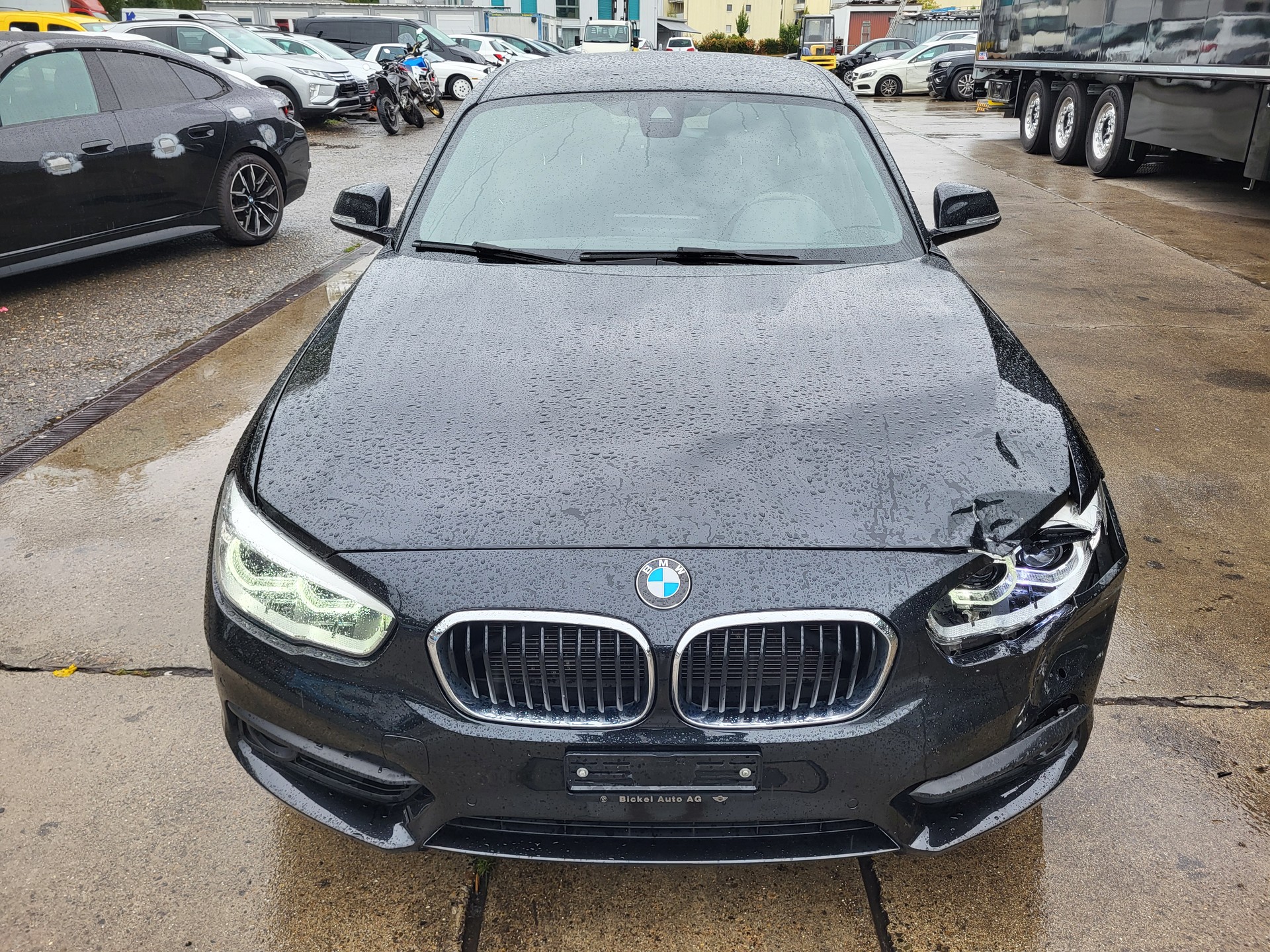 BMW 118d xDrive M Sport-image-0