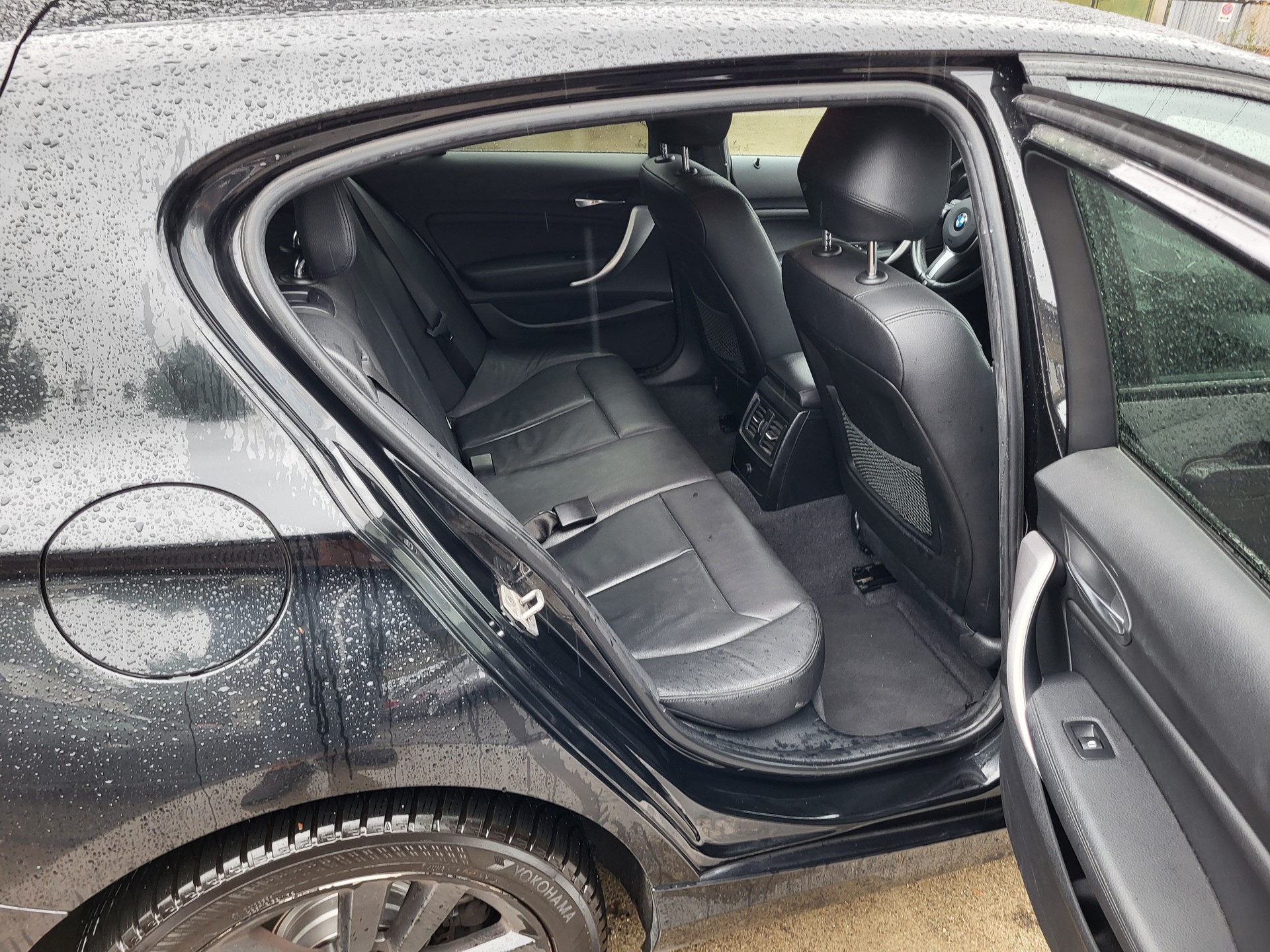 BMW 118d xDrive M Sport-image-6