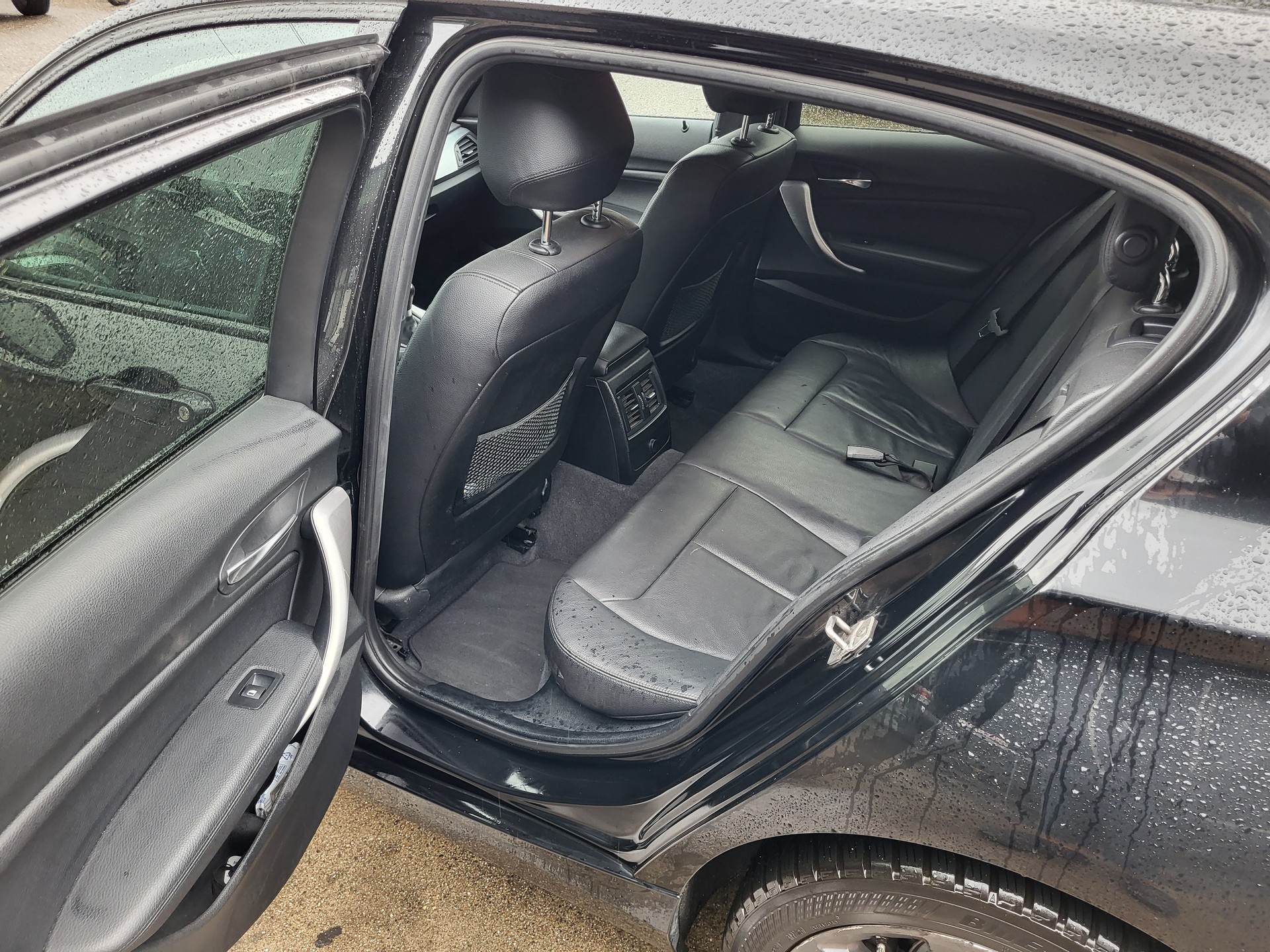 BMW 118d xDrive M Sport-image-9