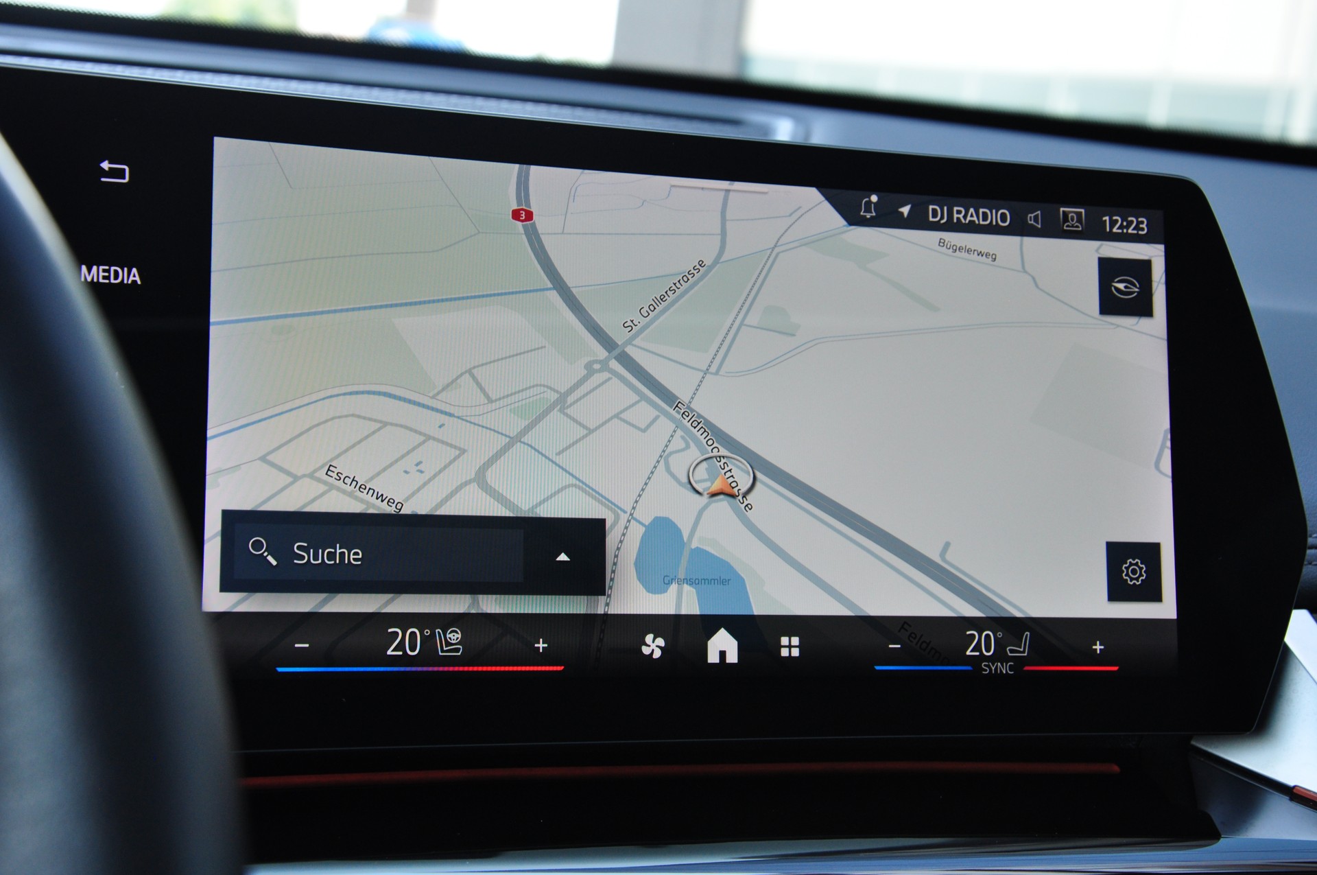 BMW X1 xDrive 20d 48V xLine-image-18