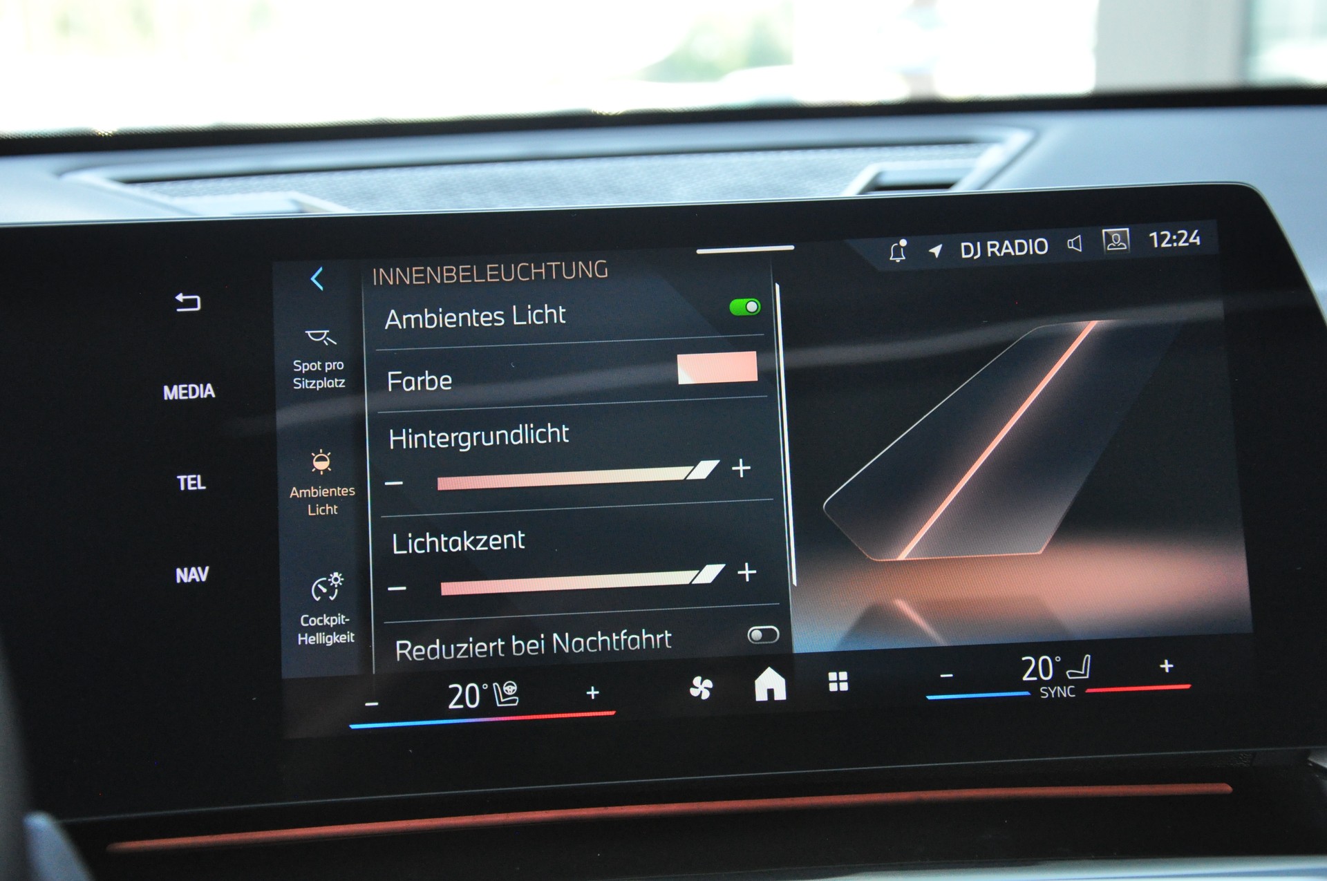 BMW X1 xDrive 20d 48V xLine-image-19