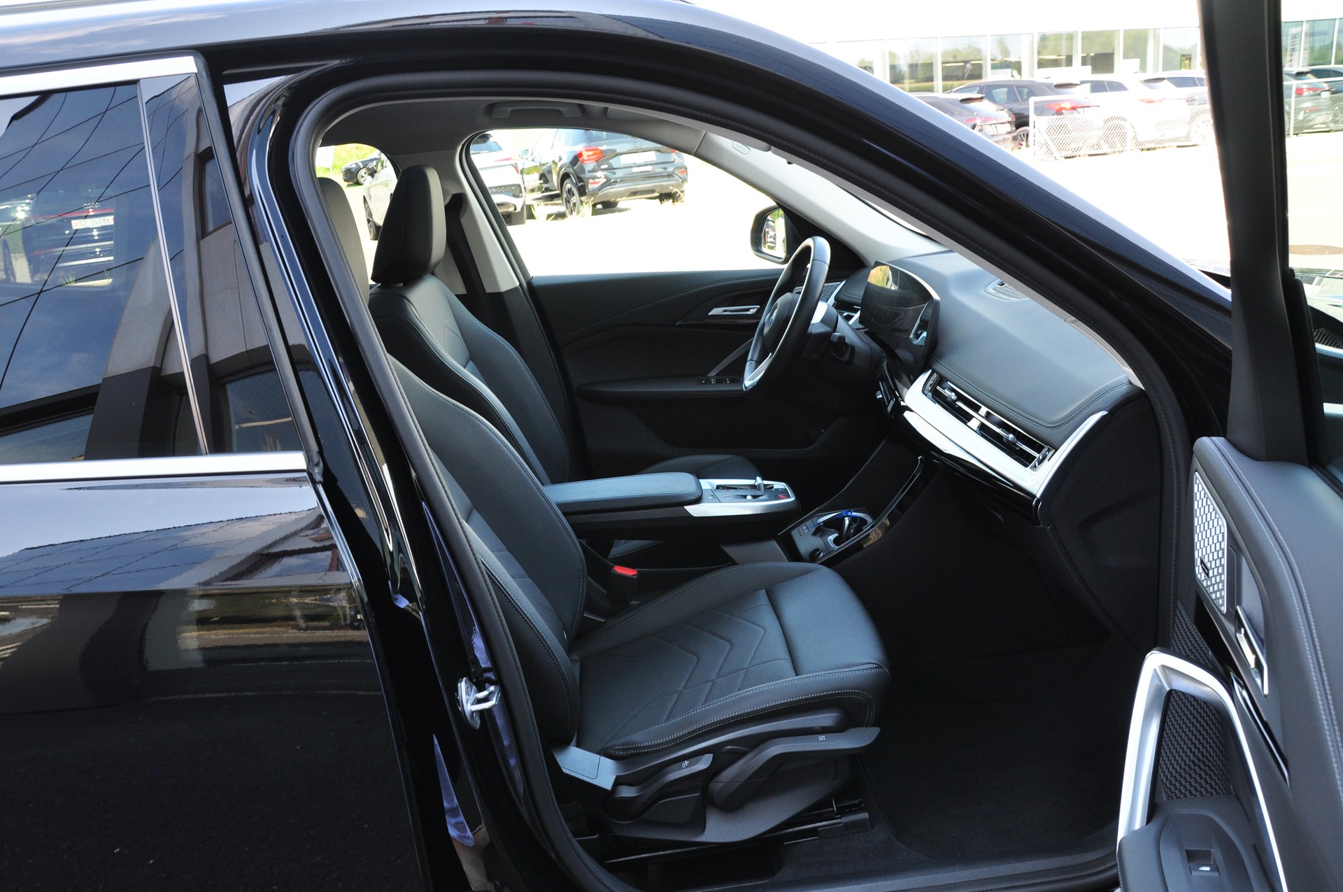 BMW X1 xDrive 20d 48V xLine-image-13