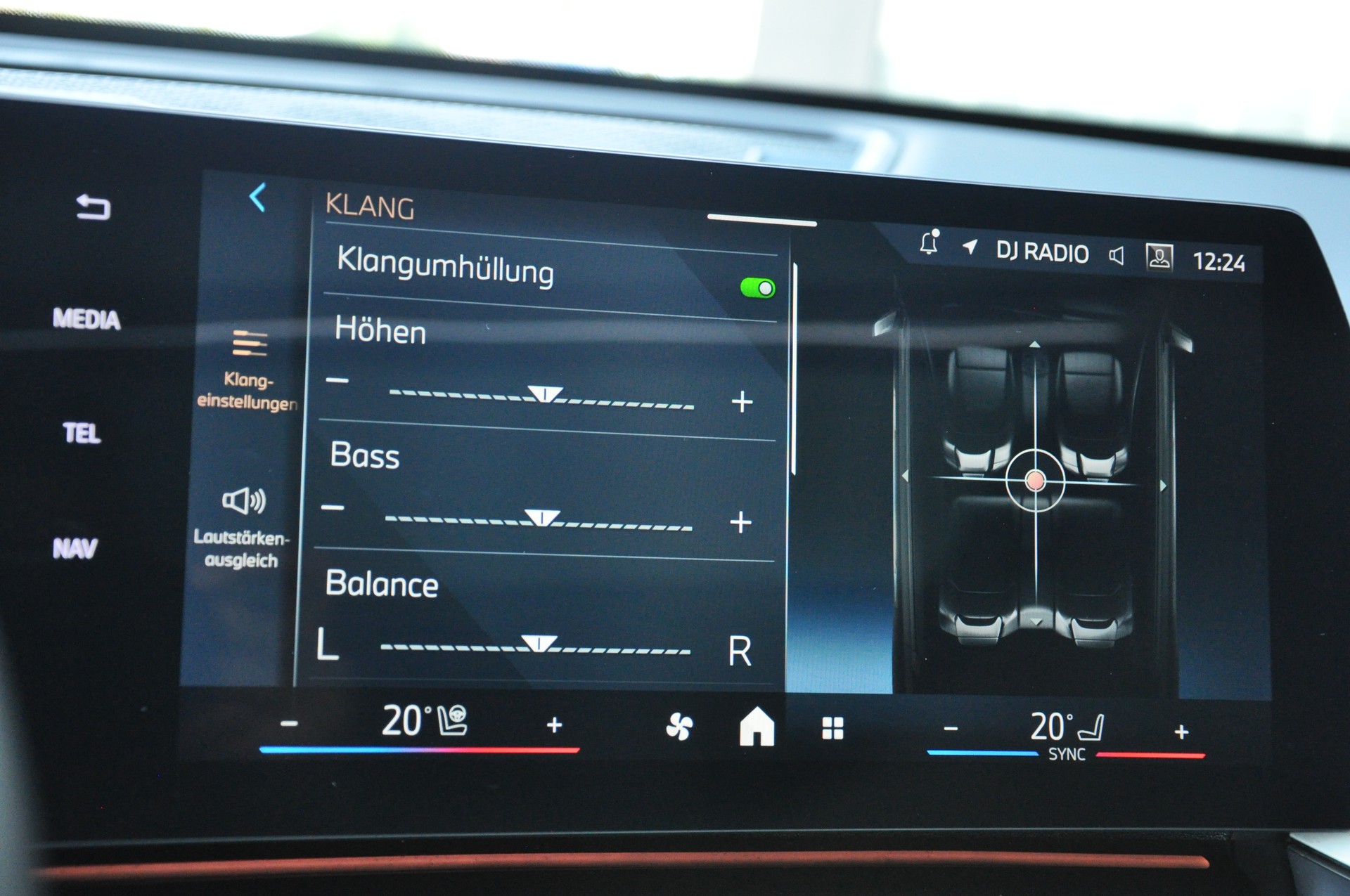 BMW X1 xDrive 20d 48V xLine-image-20