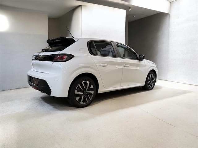 PEUGEOT 208 1.2 PureTech Active Pack EAT8-image-6