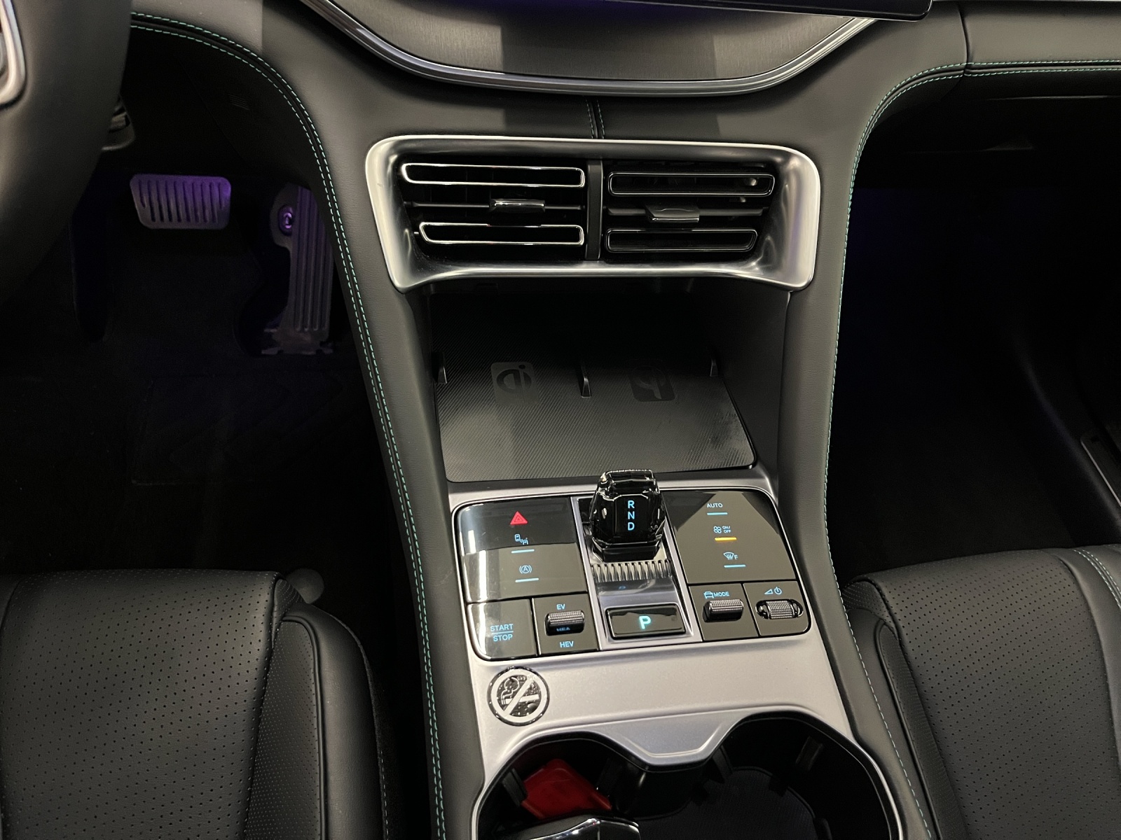 BYD Seal U DM-i Design AWD-image-13