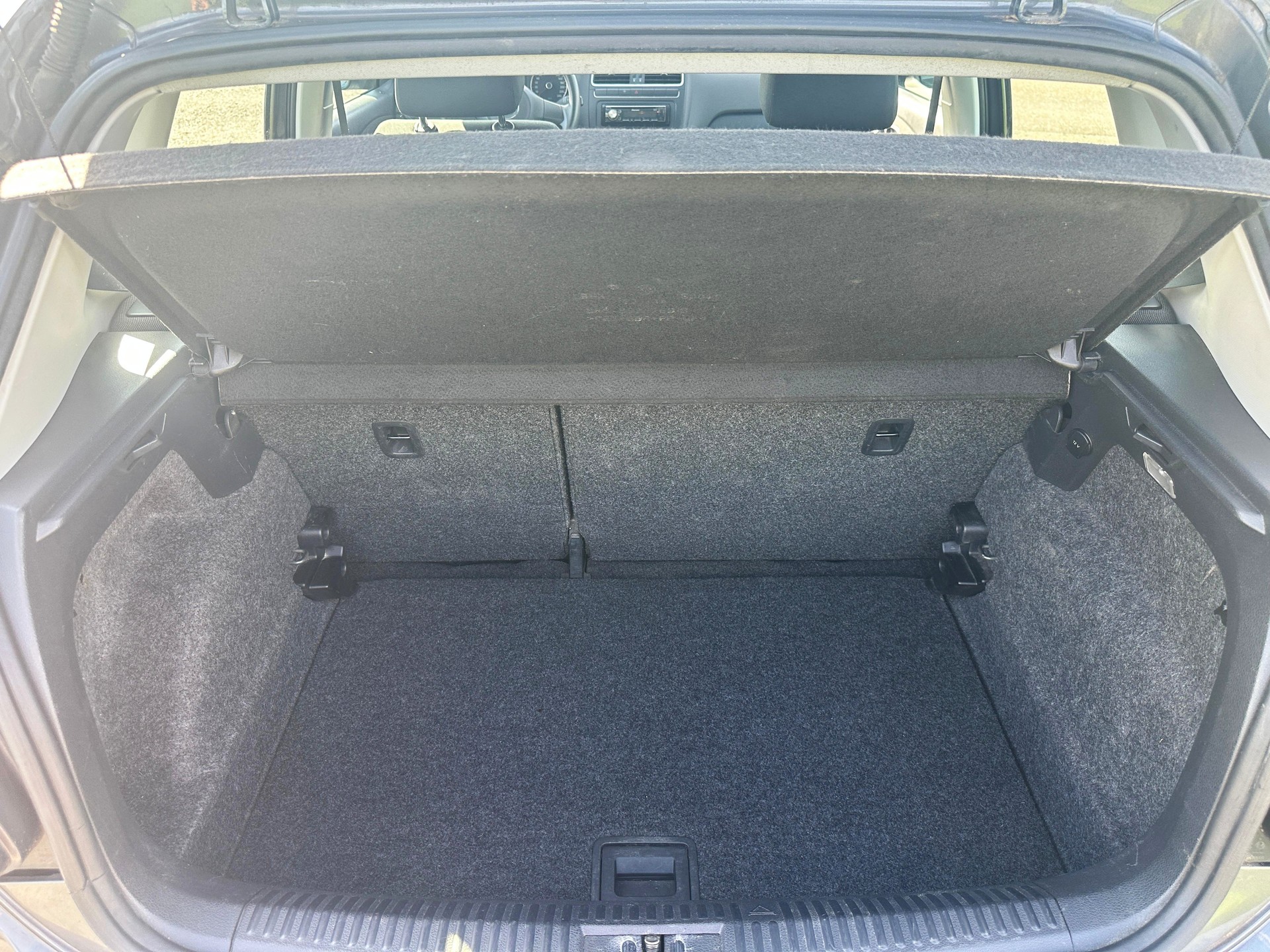 VW Polo 1.4-image-4