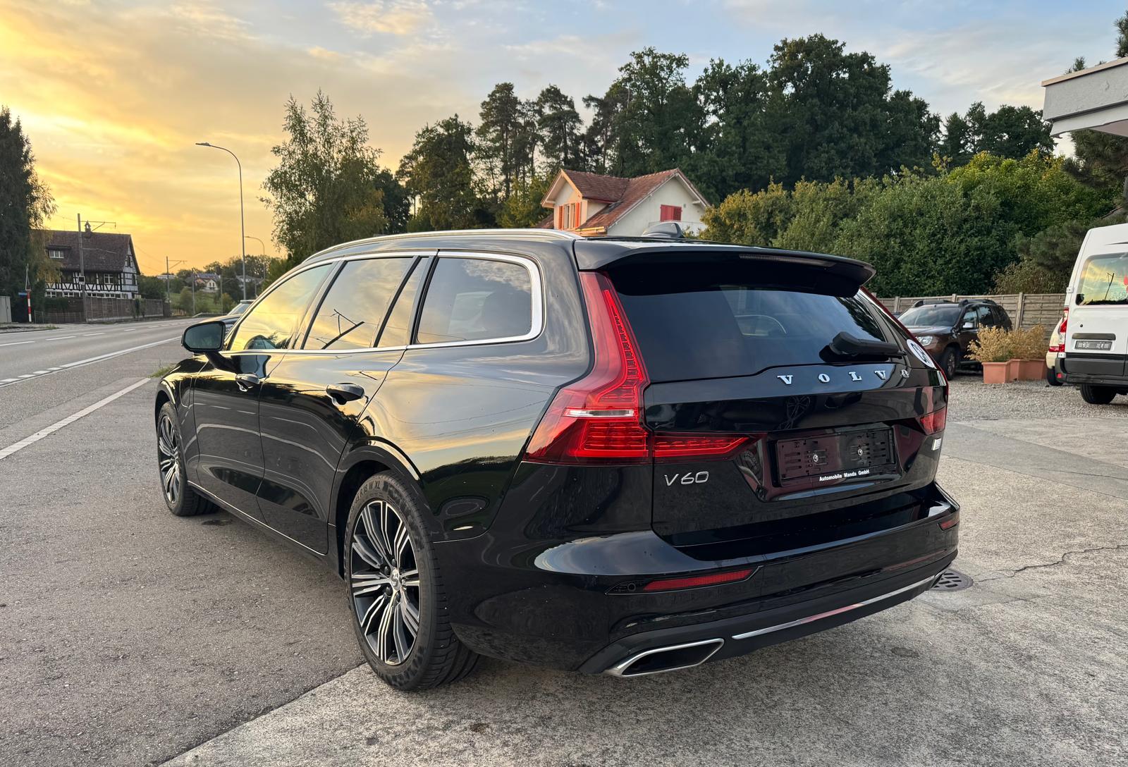 VOLVO V60 T6 eAWD Twin Engine Business Geartronic-image-3
