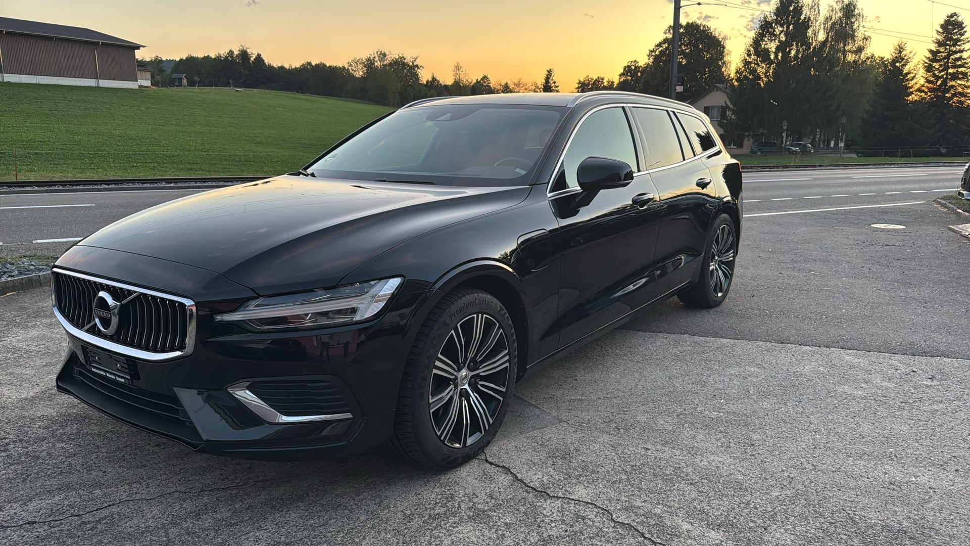 VOLVO V60 T6 eAWD Twin Engine Business Geartronic-image-4