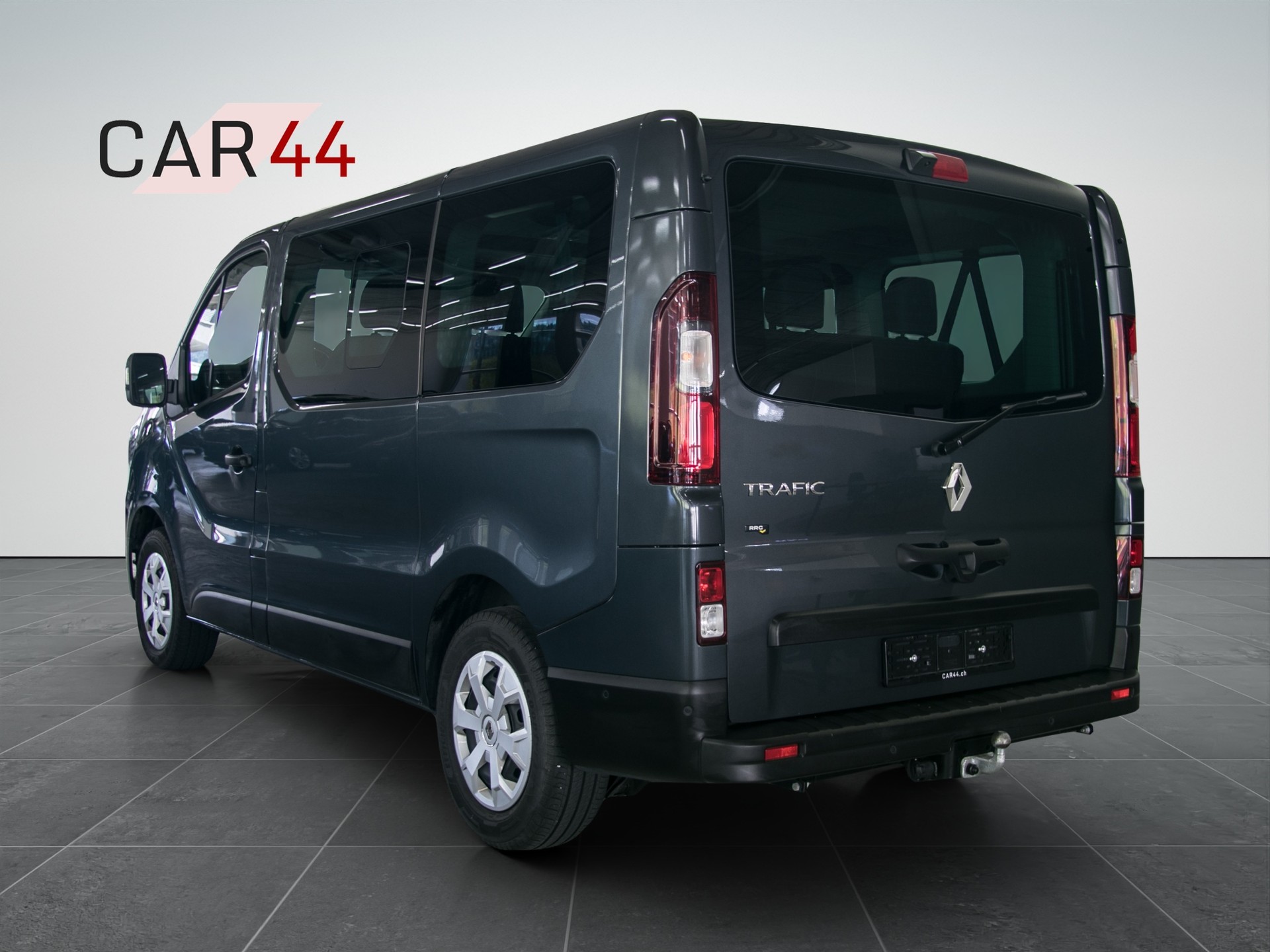 RENAULT Trafic Blue dCi 150 Passenger Techno-showroom-element-2