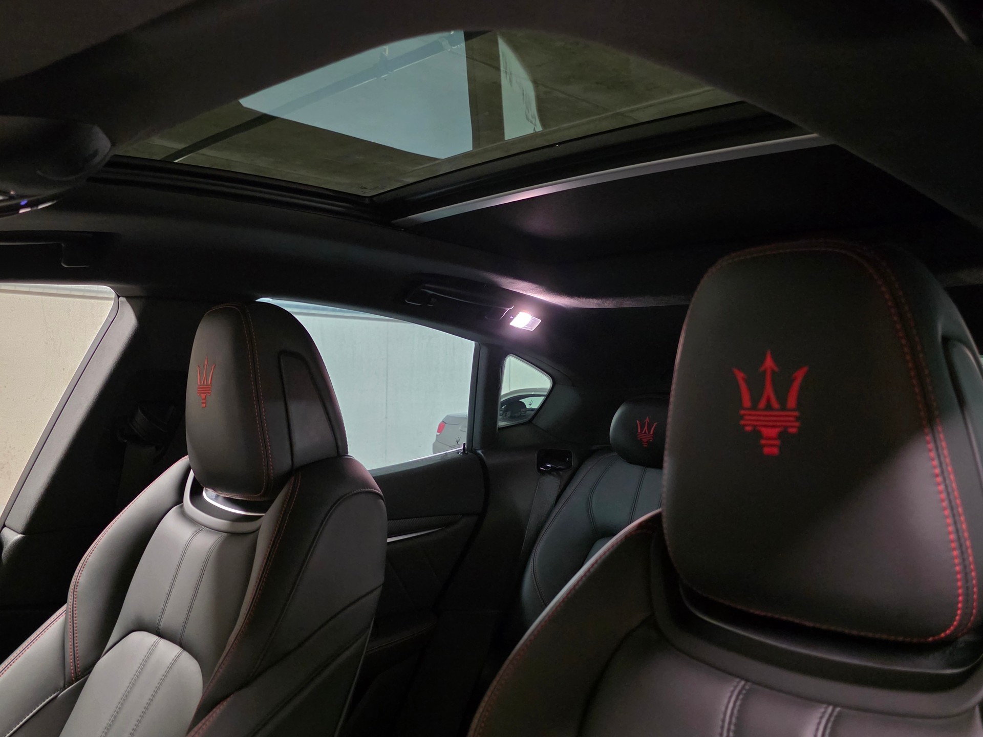 MASERATI Levante 3.0 V6 Modena Automatica-image-15