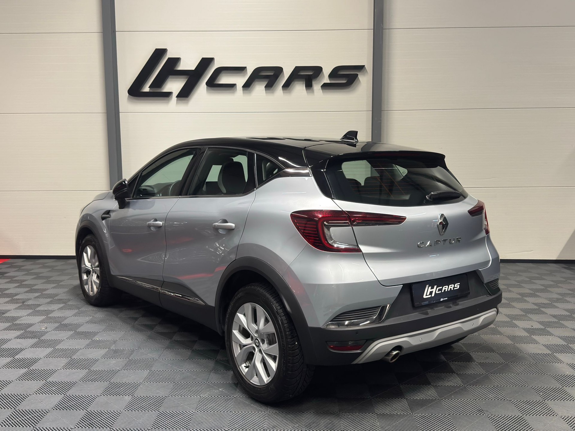 RENAULT Captur 1.3 TCe 140 techno EDC-image-2