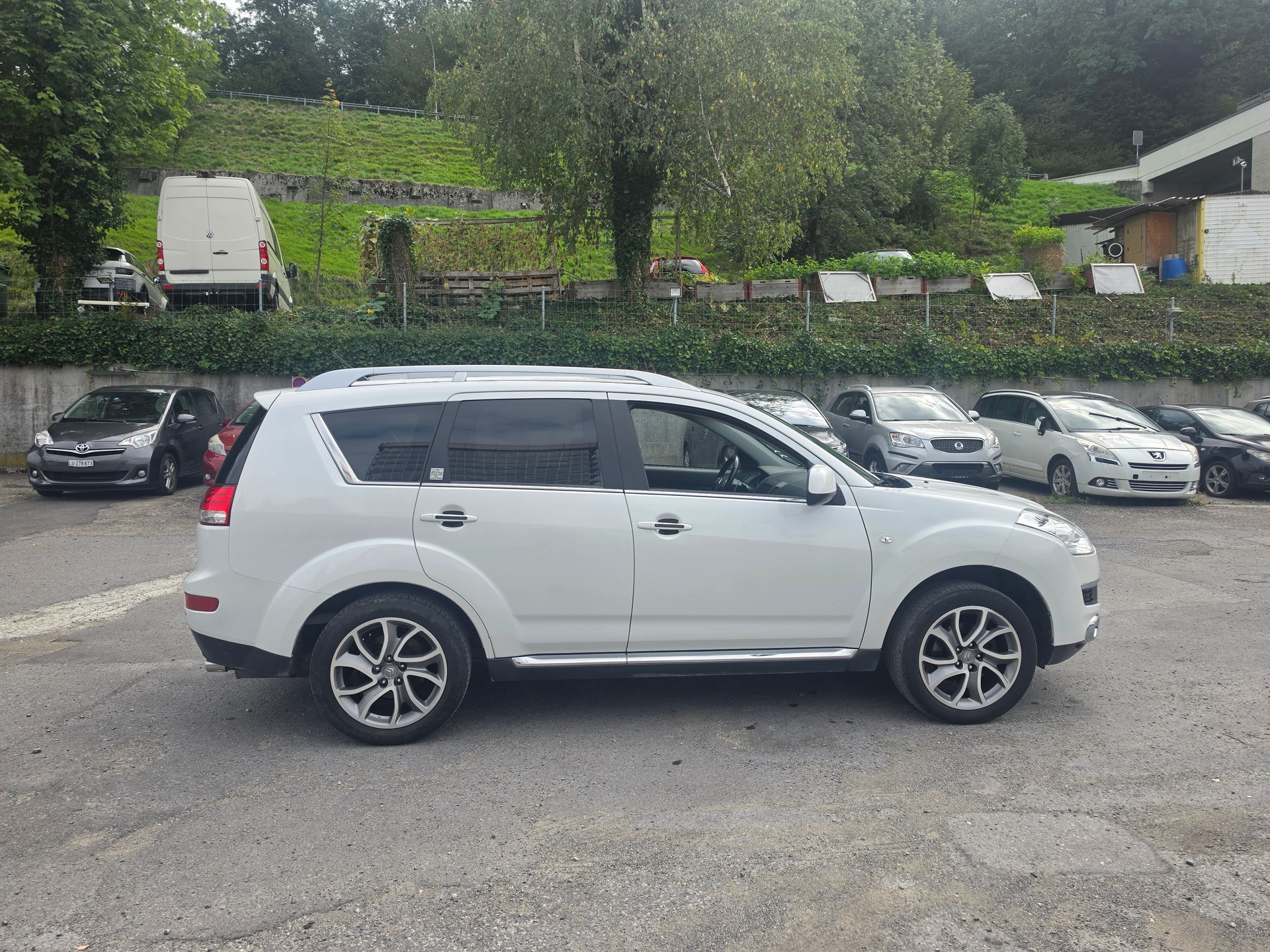 CITROEN C-Crosser 2.2 HDi VTR DCS6-image-6