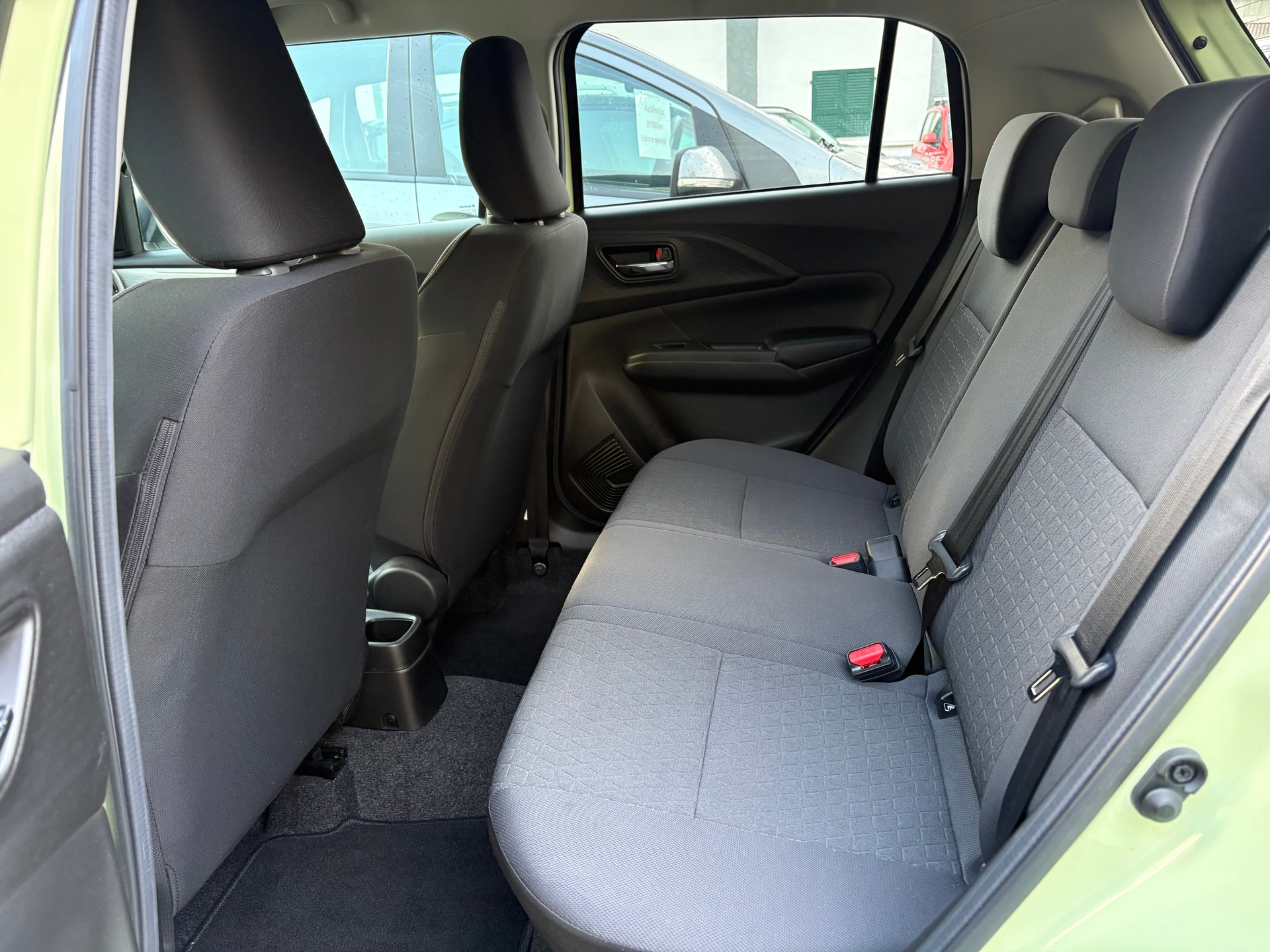 SUZUKI Swift 1.2 1st Edition Top Hybrid 4x4-image-11