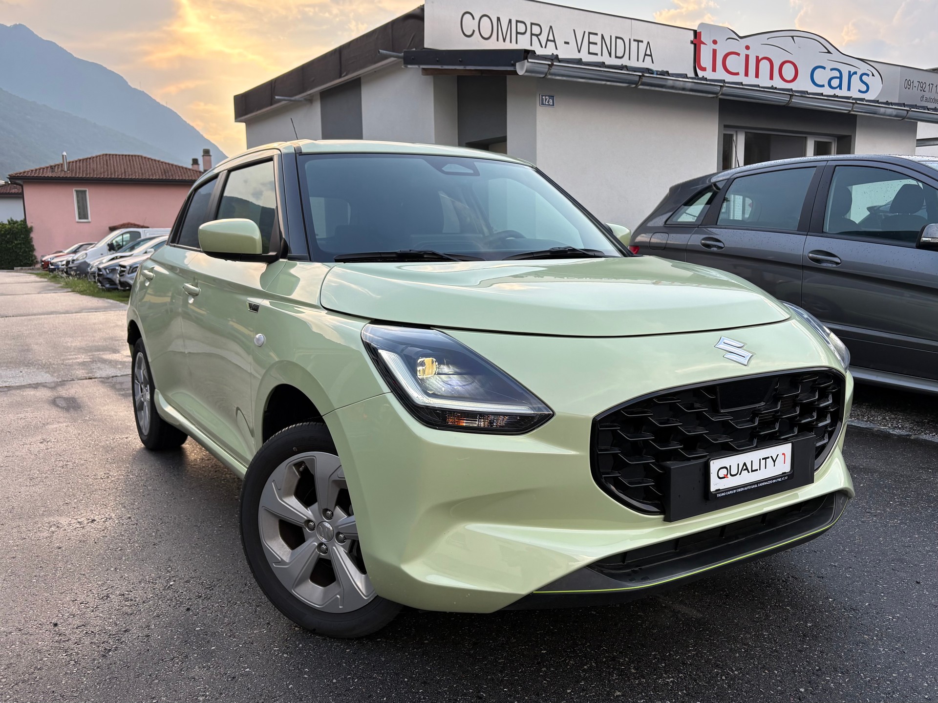 SUZUKI Swift 1.2 1st Edition Top Hybrid 4x4-image-0