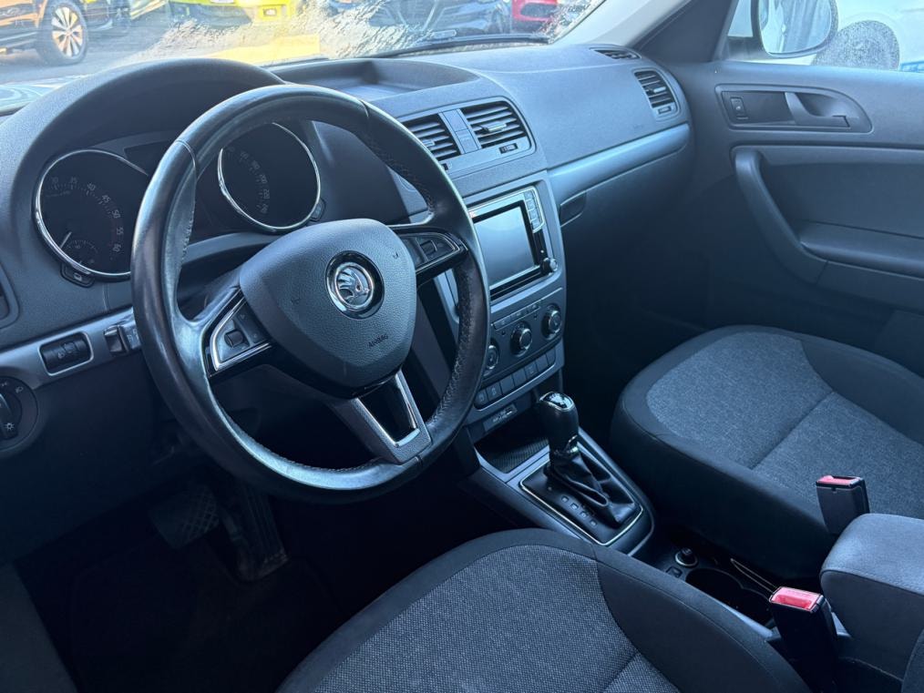 SKODA Yeti 2.0 TDI Active Outdoor 4x4 DSG-showroom-element-3