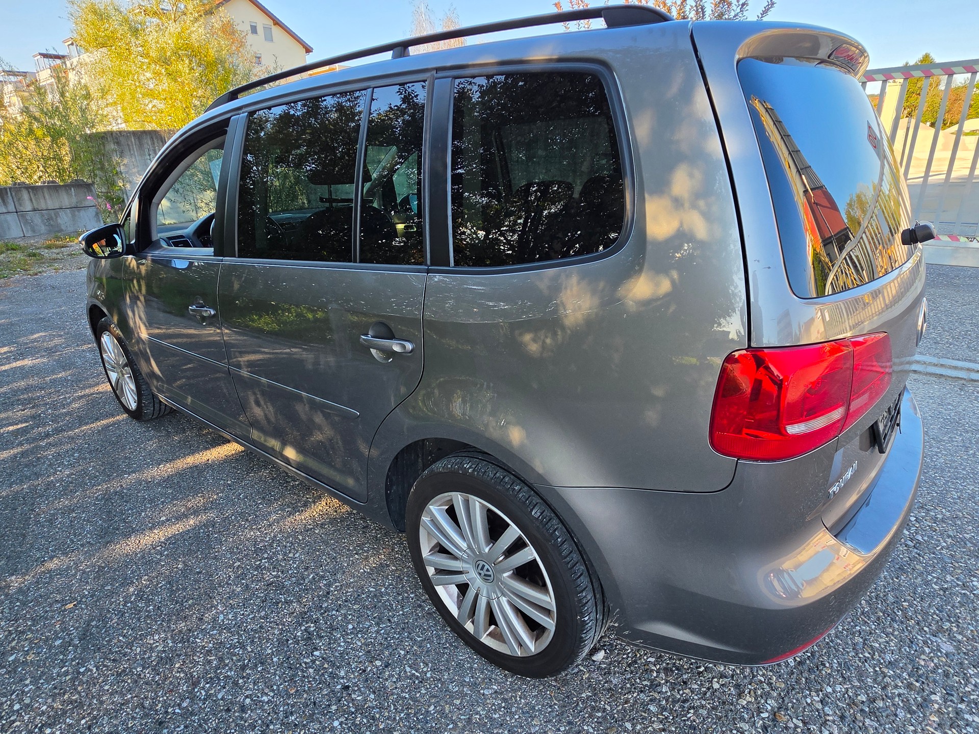 VW Touran 1.2 TSI BlueMotion Technology Comfortline-image-3