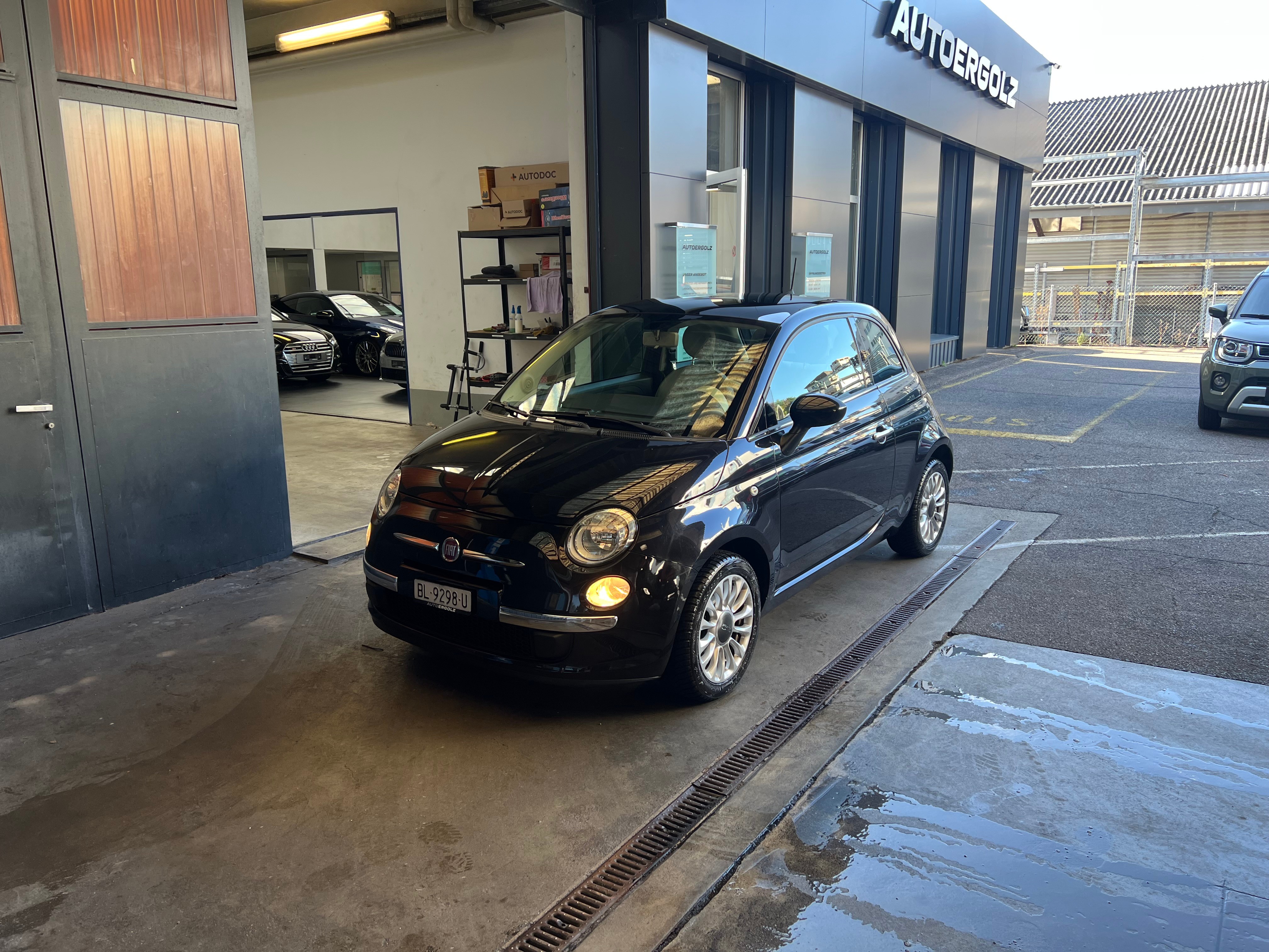 Car photo