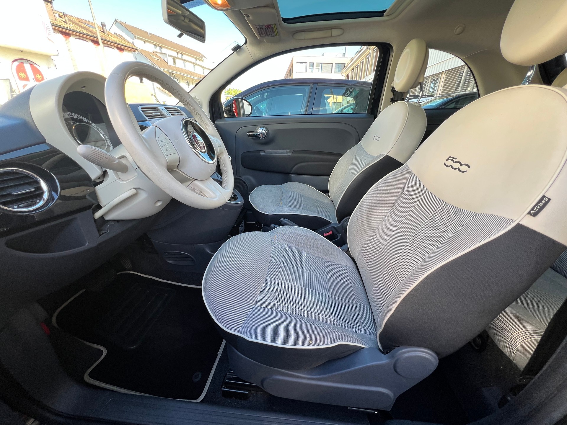 FIAT 500 1.2 Lounge Dualogic-image-7
