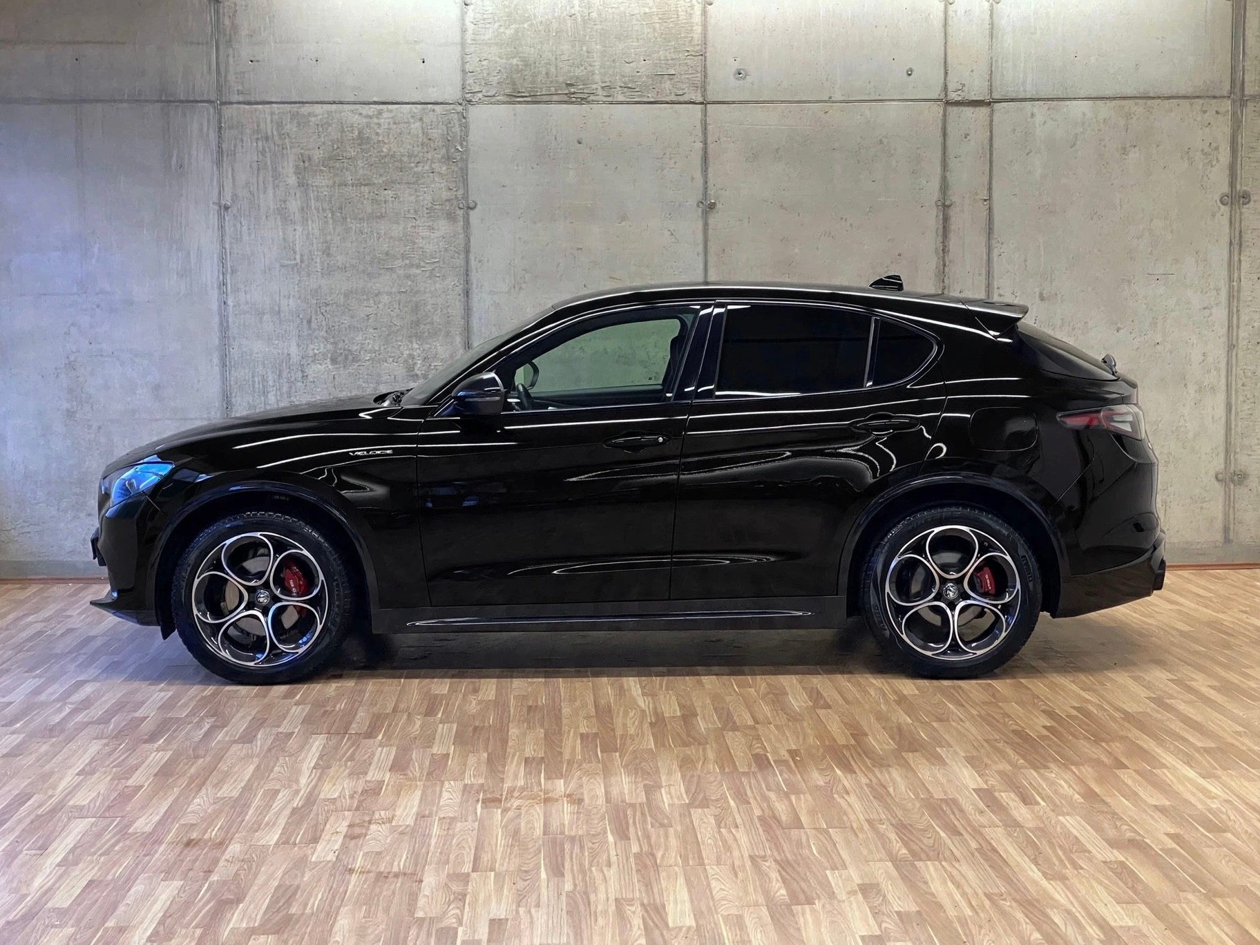 ALFA ROMEO Stelvio 2.0TB *Swiss*Veloce*Q4*Automatica*Facelift*-image-23