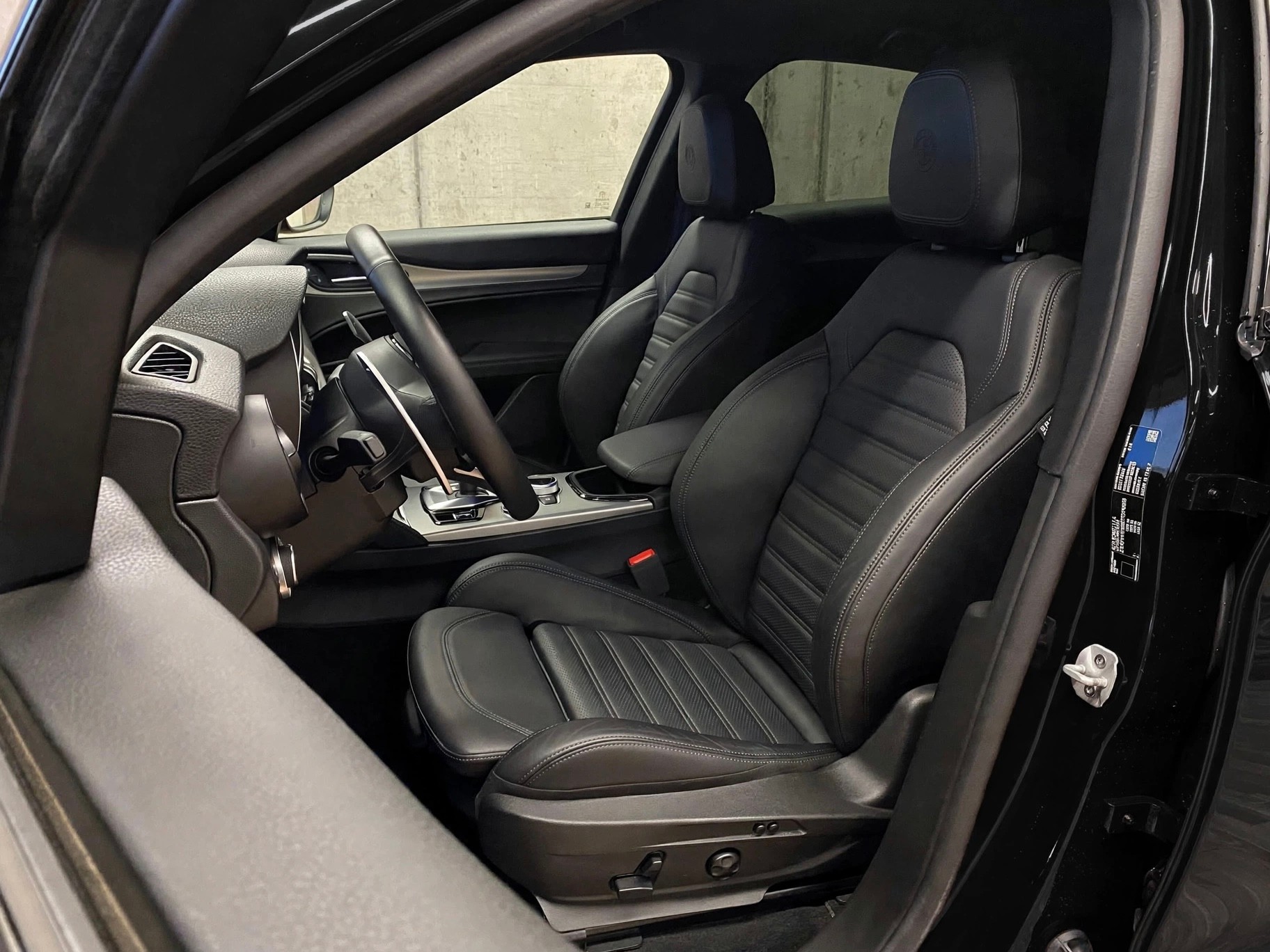 ALFA ROMEO Stelvio 2.0TB *Swiss*Veloce*Q4*Automatica*Facelift*-image-16