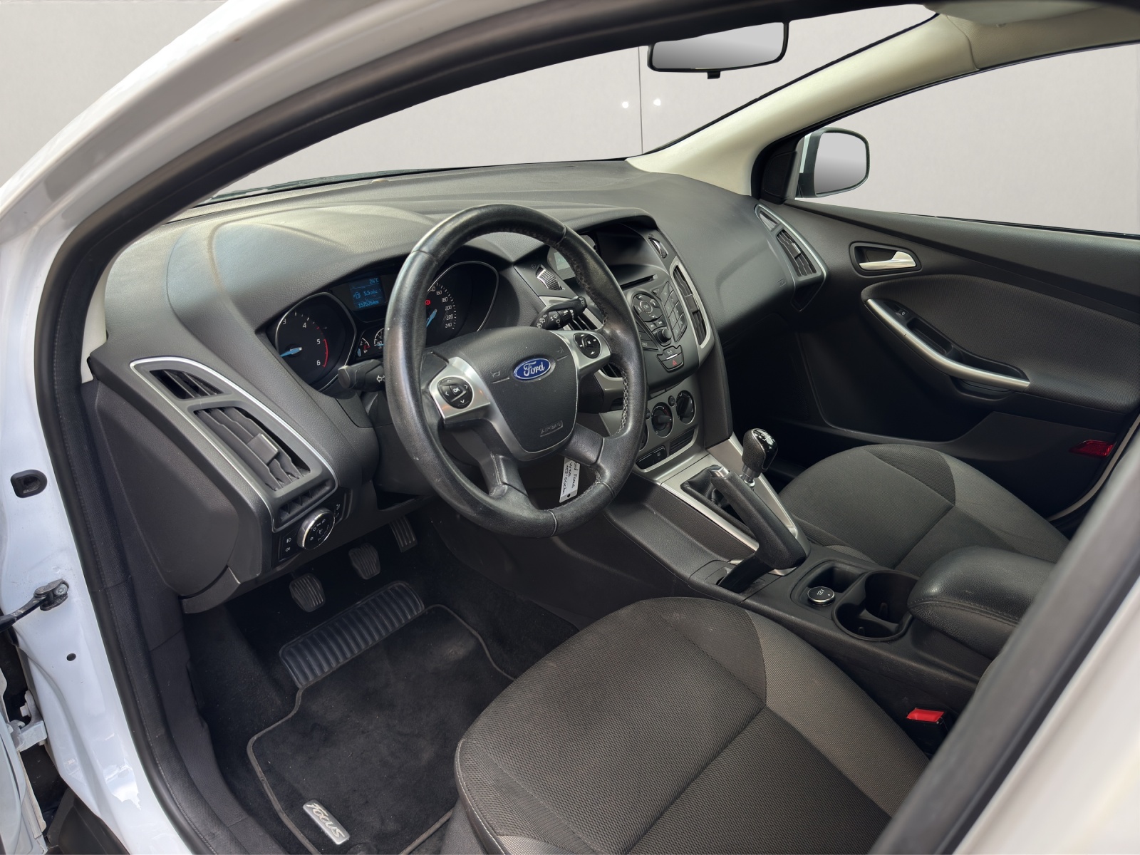 FORD Focus 1.6 TDCi Trend-image-8