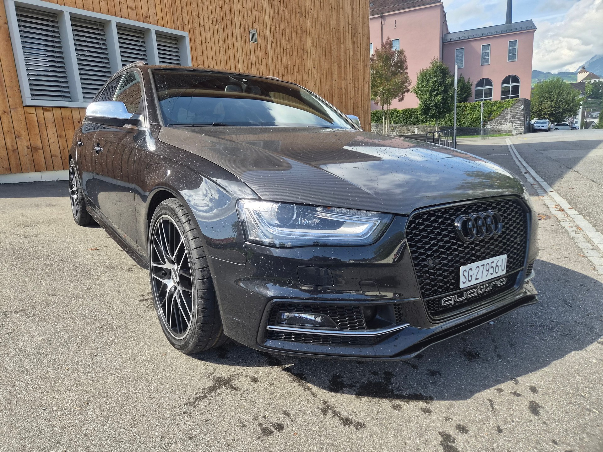AUDI S4 Avant 3.0 TFSI quattro S-tronic-image-1