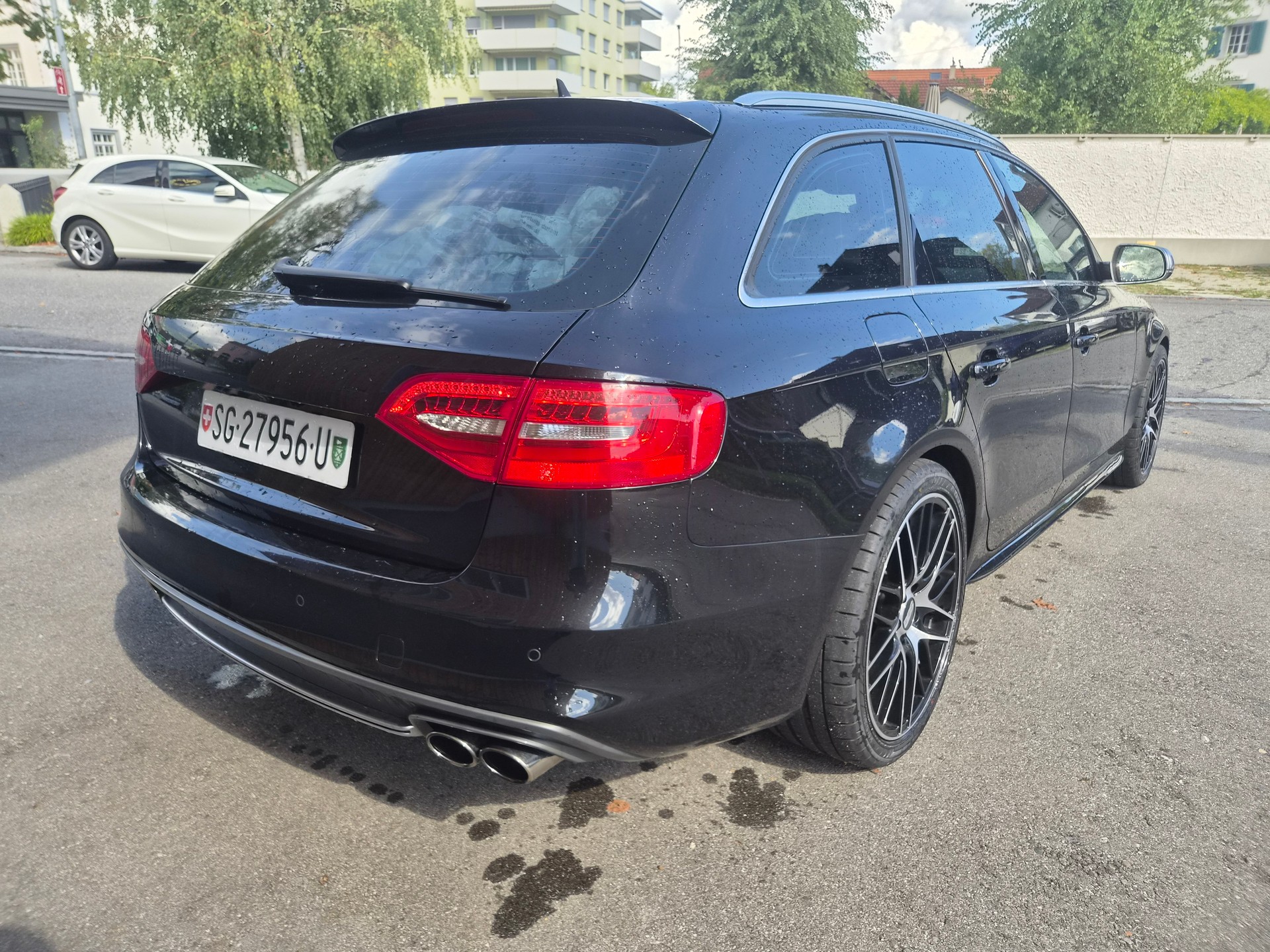 AUDI S4 Avant 3.0 TFSI quattro S-tronic-image-8