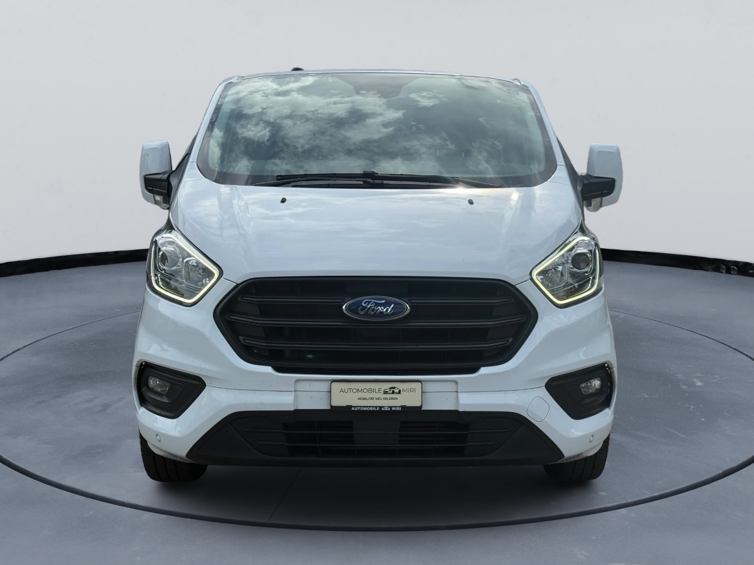FORD Transit Custom Van 320 L1H1 *Frisch ab MFK bei übergabe*Frisch ab Service*Rückfahrkamera*8Fach Bereift*Navigation*Tempomat*-image-1